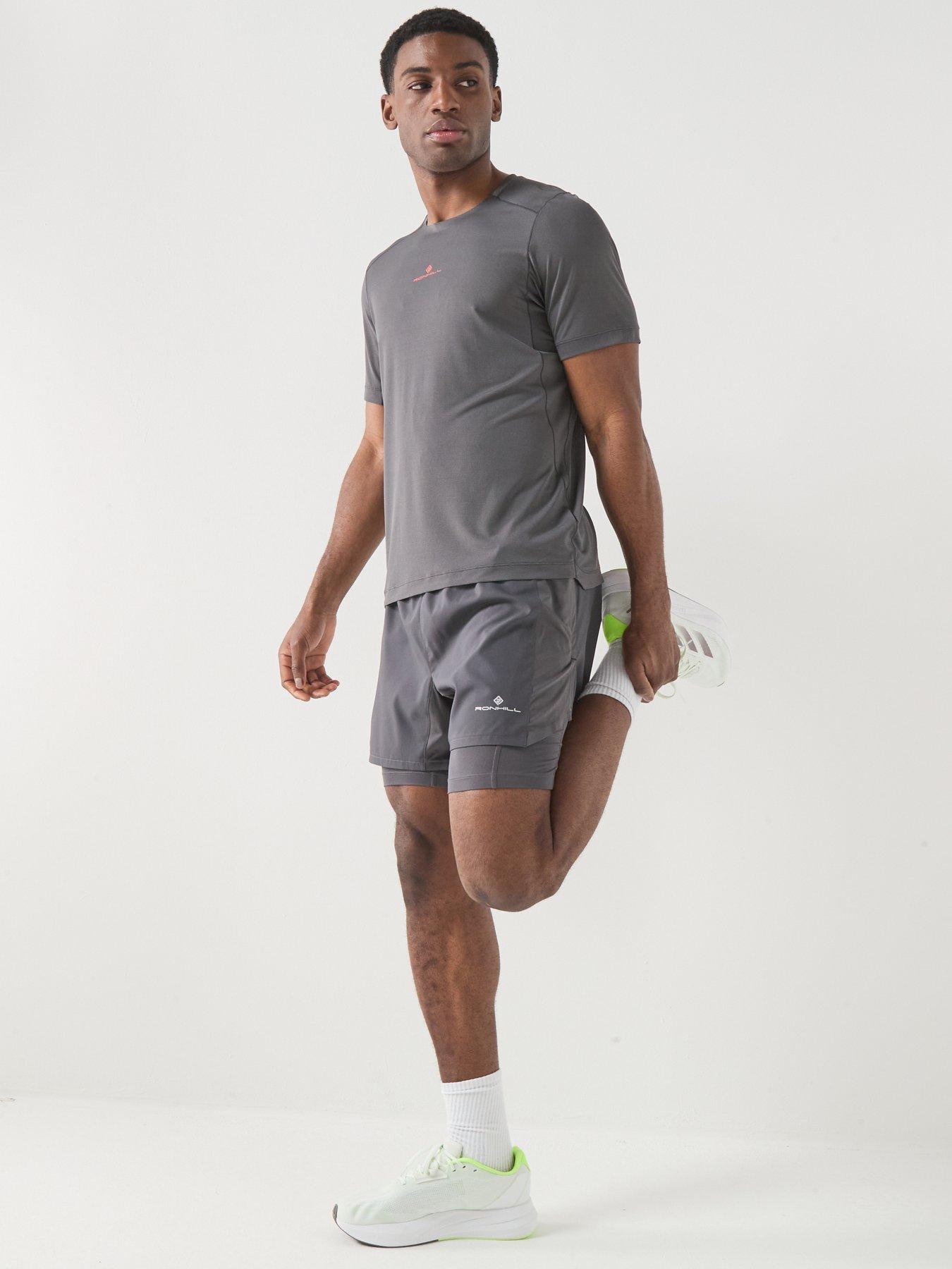 ronhill-mens-running-tech-short-sleeve-tee-greydetail