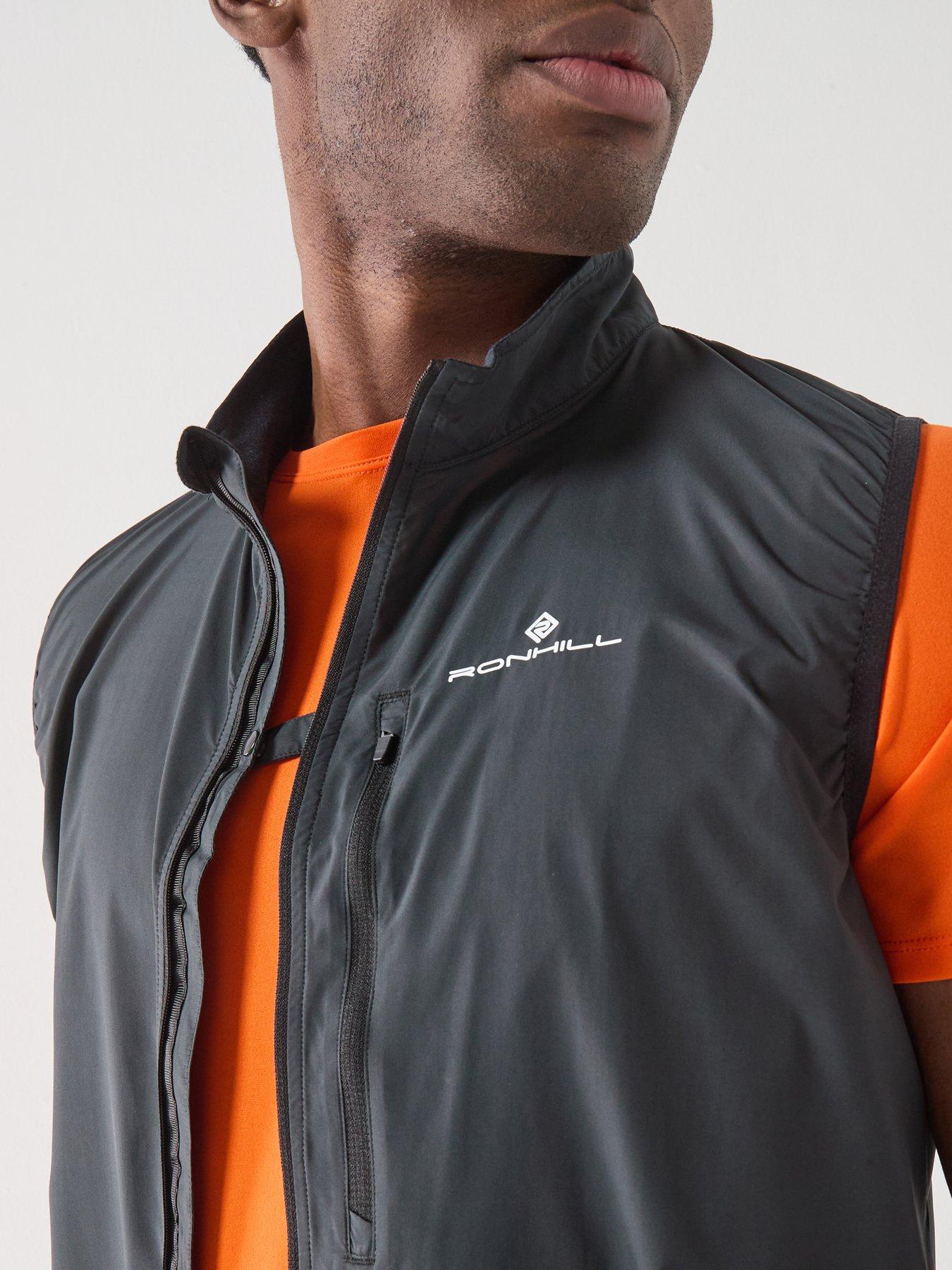 ronhill-mens-running-core-gilet-blackoutfit