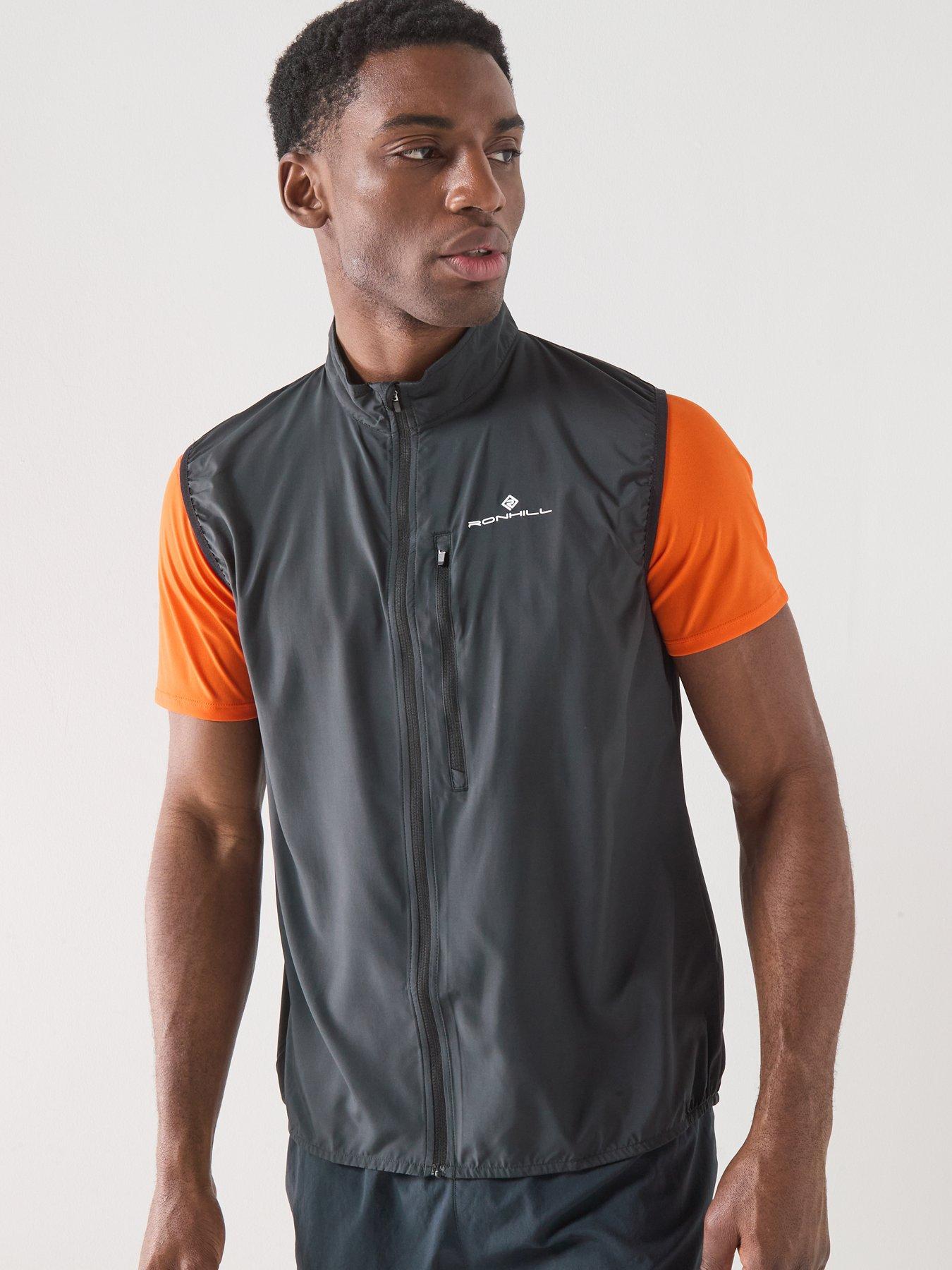 ronhill-mens-running-core-gilet-blackdetail