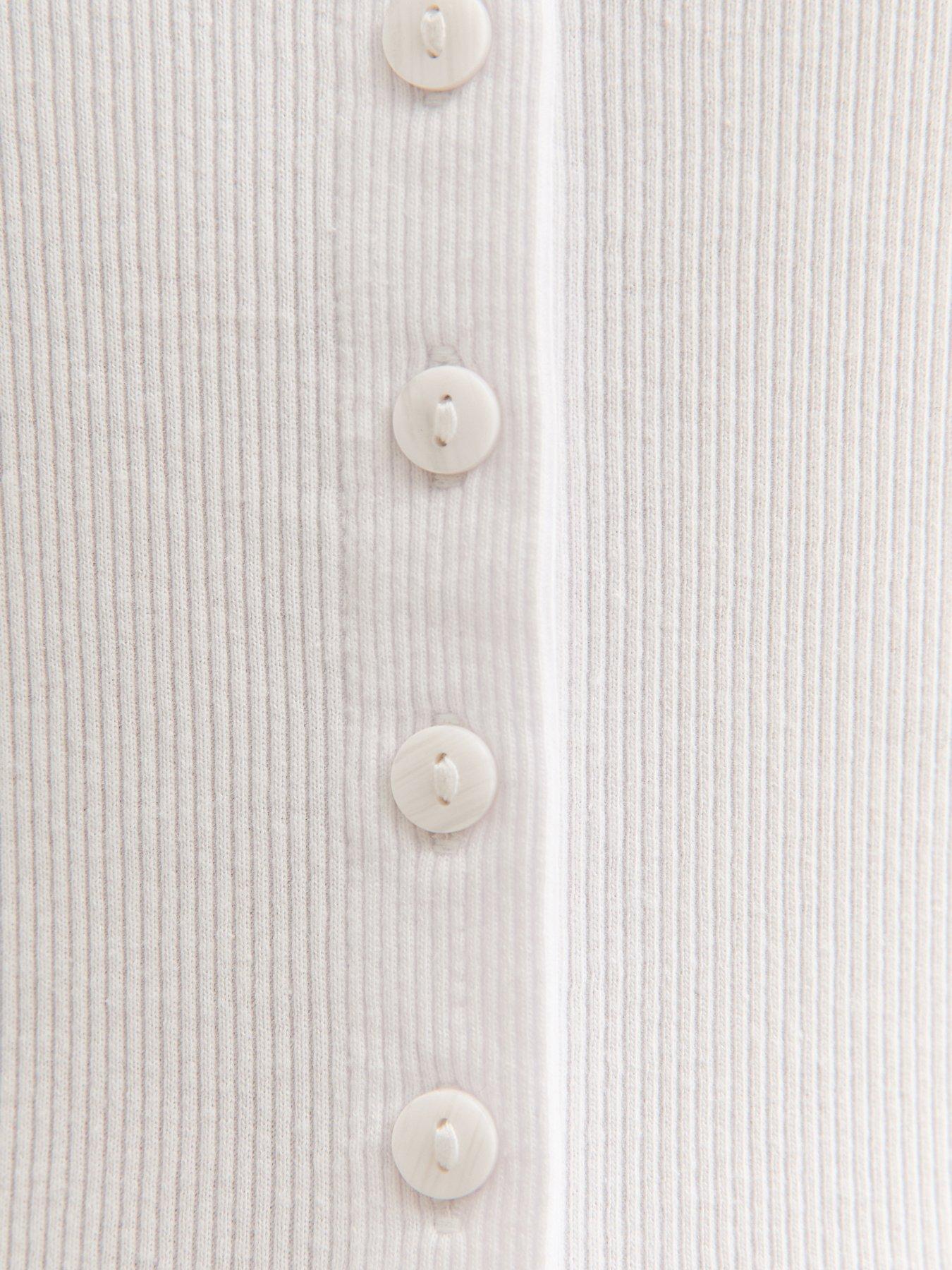 Image 5 of 5 of New Look Button Up Tank Top - White