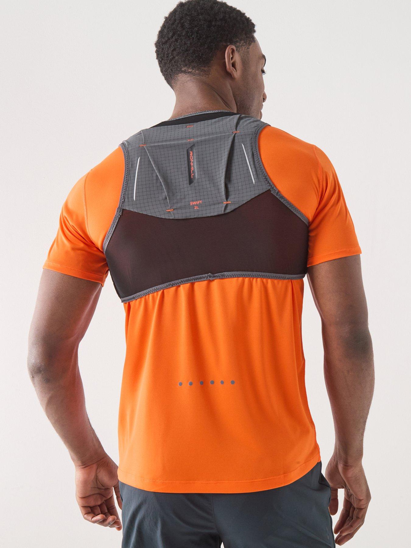 ronhill-unisex-running-hydration-vest-2l-blackstillFront