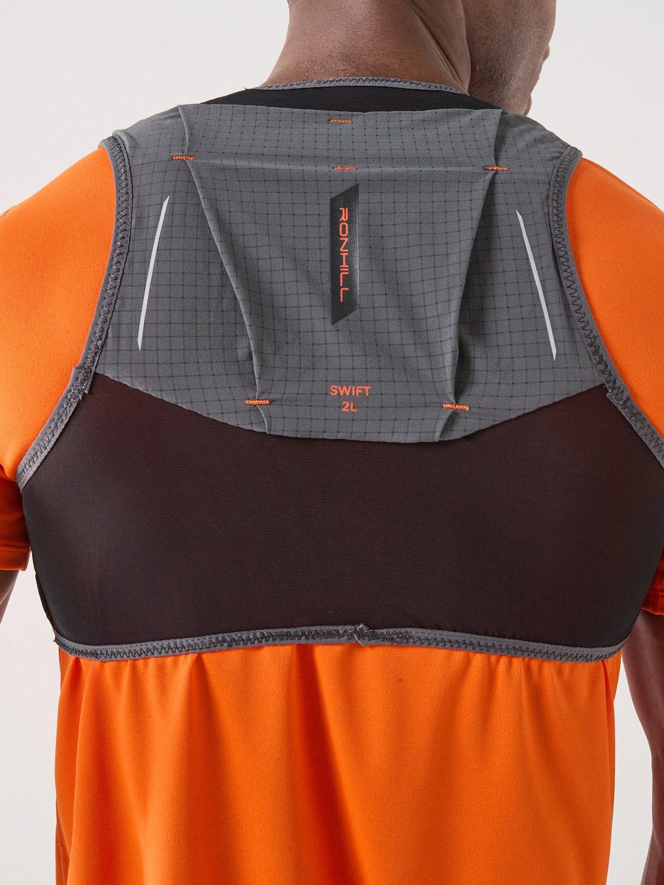 ronhill-unisex-running-hydration-vest-2l-blackdetail