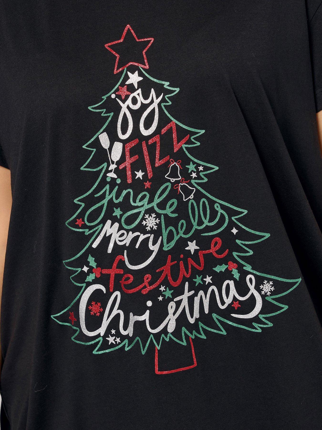 yours-curve-novelty-tree-text-t-shirt-blackoutfit