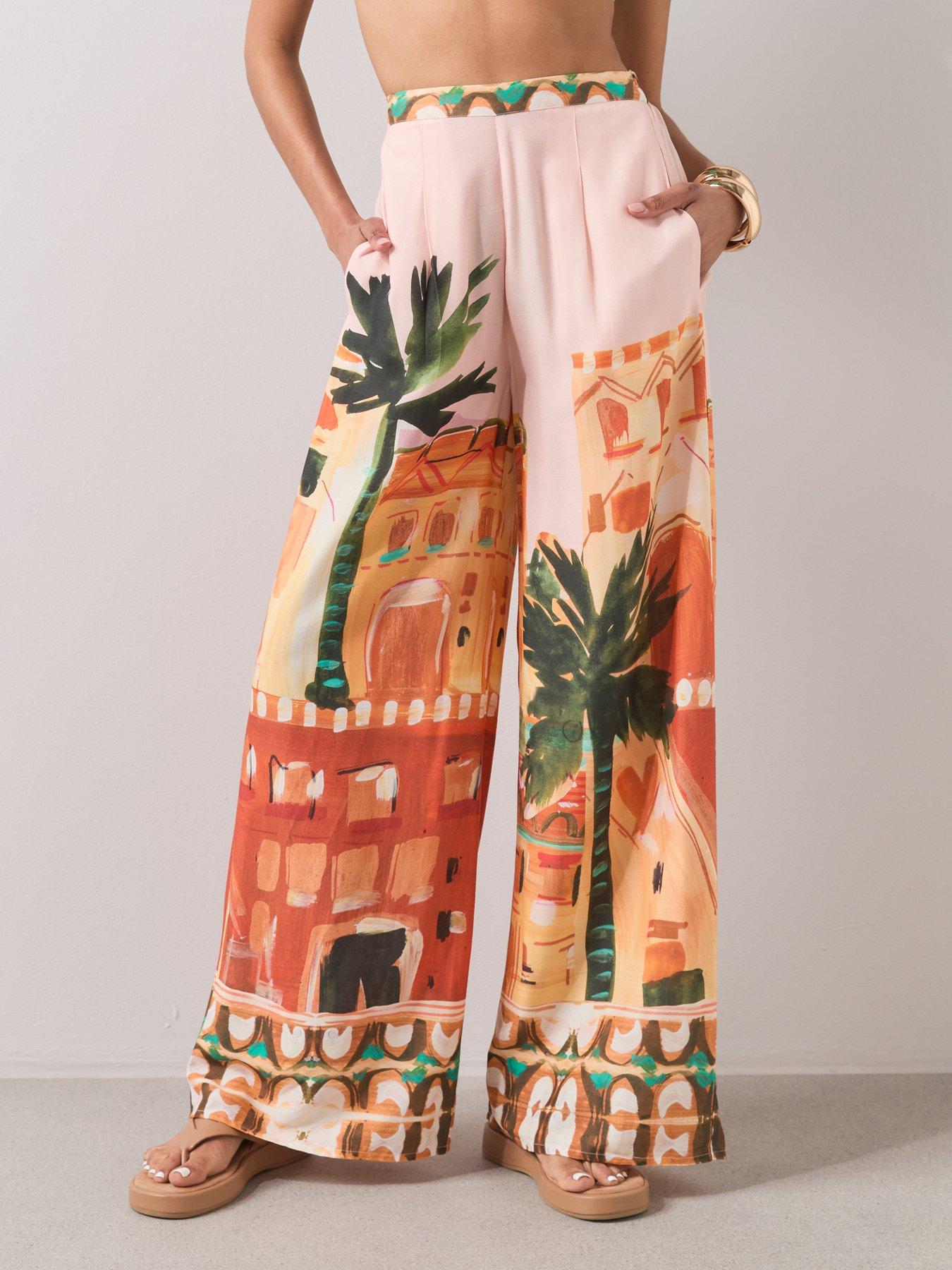 Image 4 of 7 of The Very Collection Printed Beach Trousers - Multi
