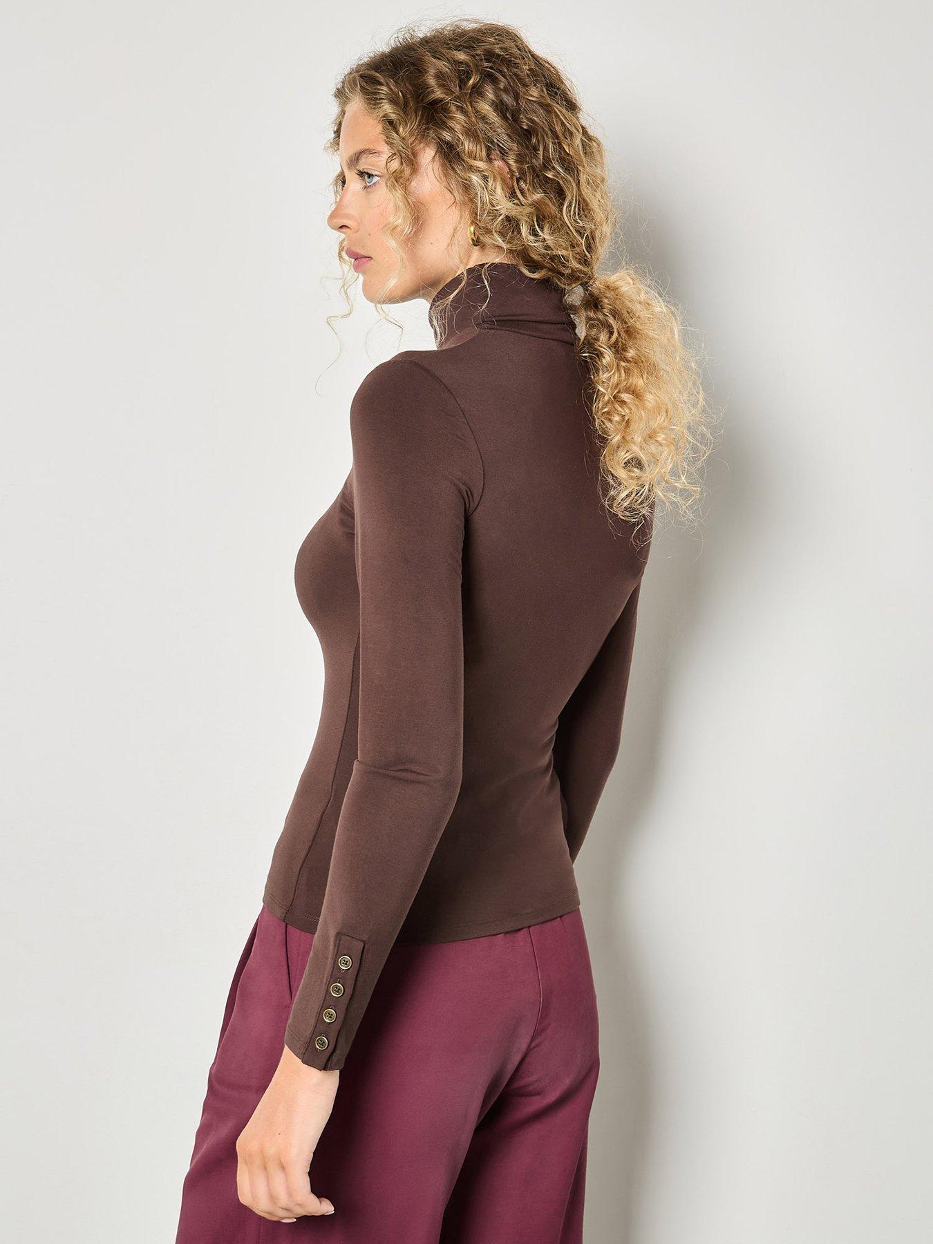 apricot-apricot-turtle-neck-button-cuff-topstillFront
