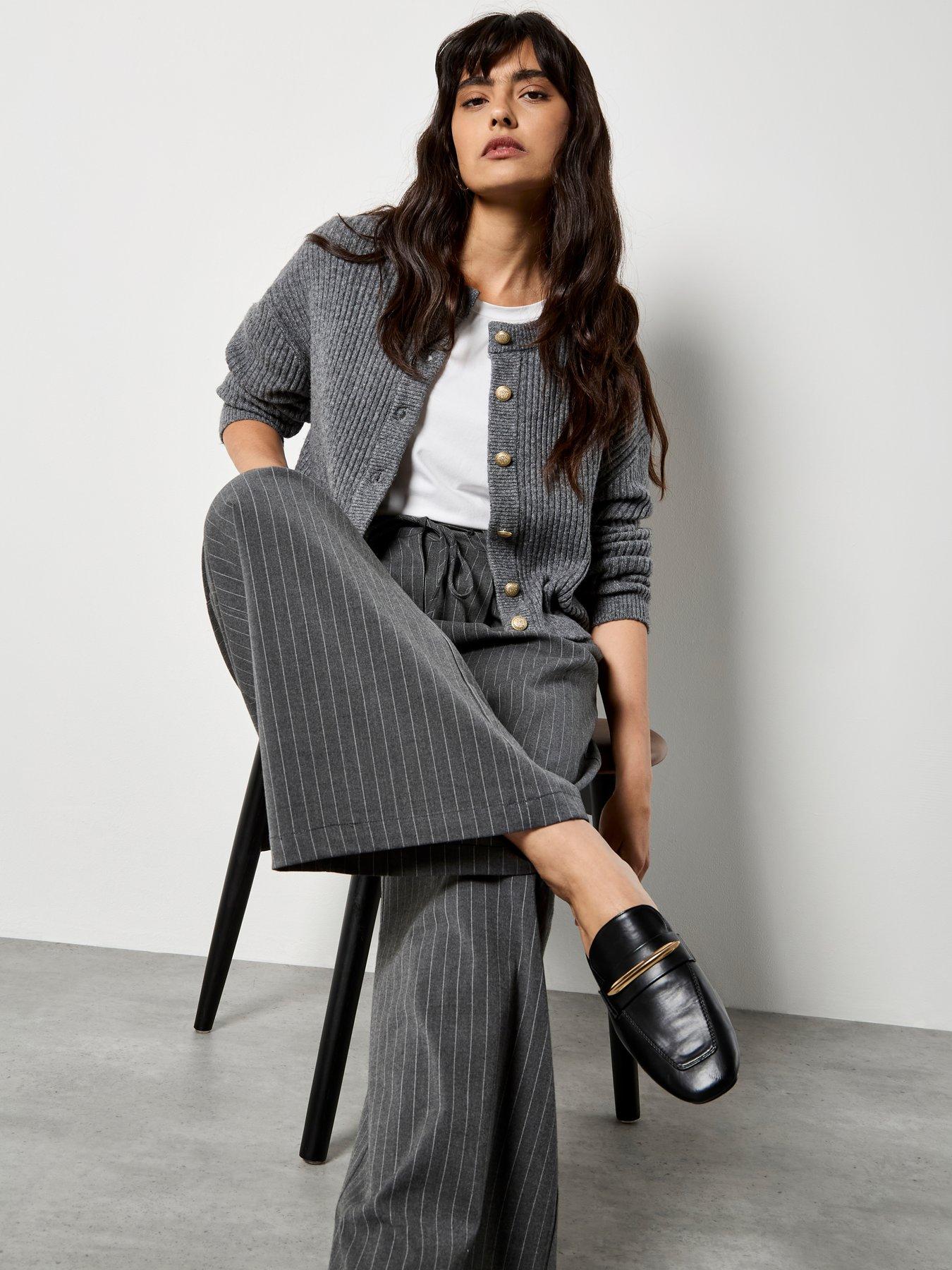 apricot-apricot-pinstripe-pleat-tailored-trouseroutfit