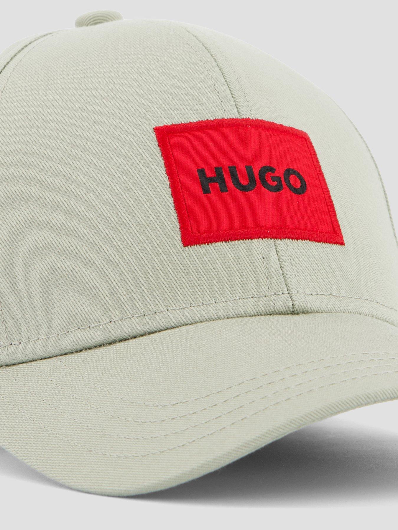 hugo-men-x-581-red-badge-cap-light-greenoutfit