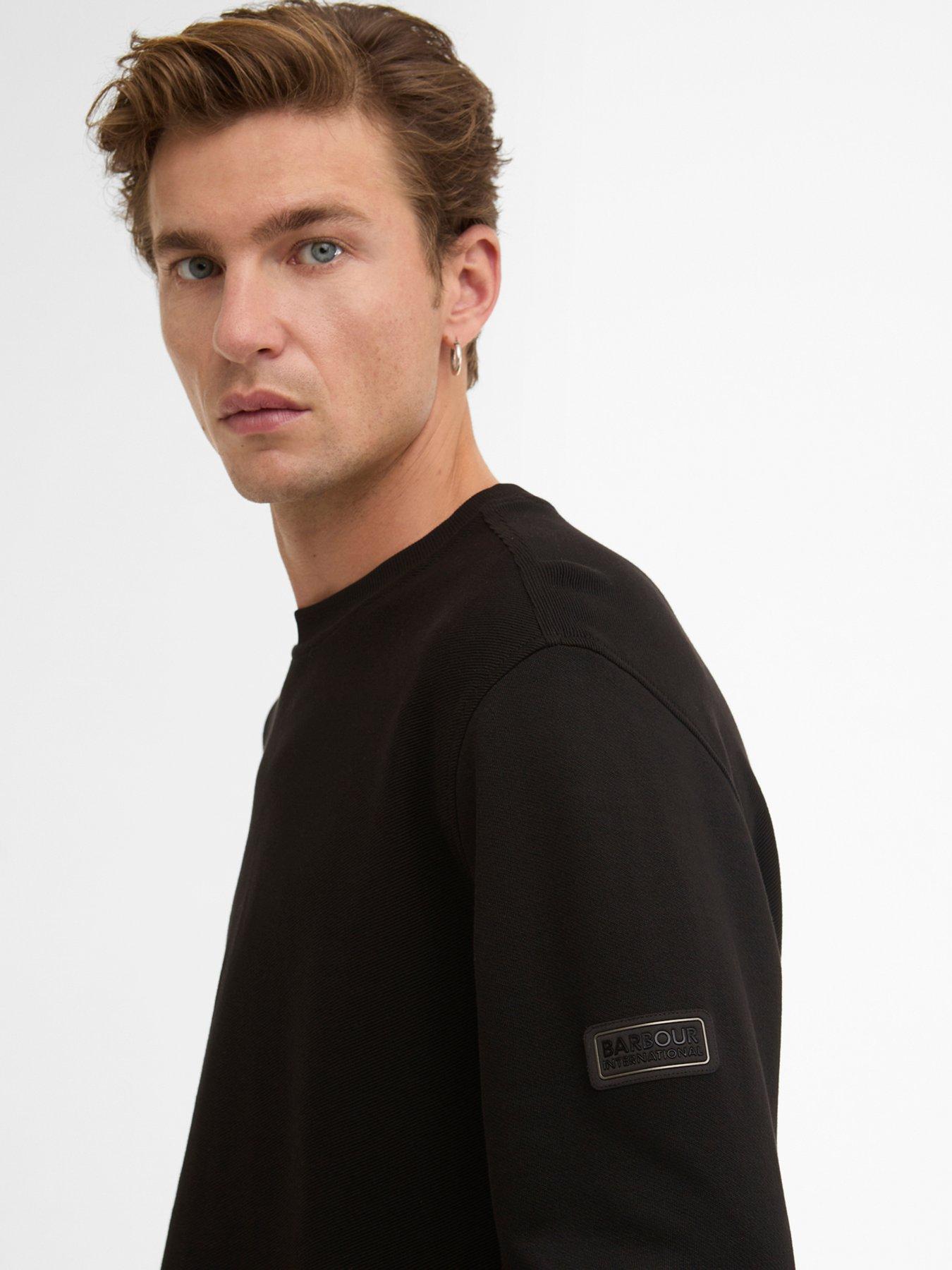barbour-international-kaspain-crew-sweatshirt-blackoutfit