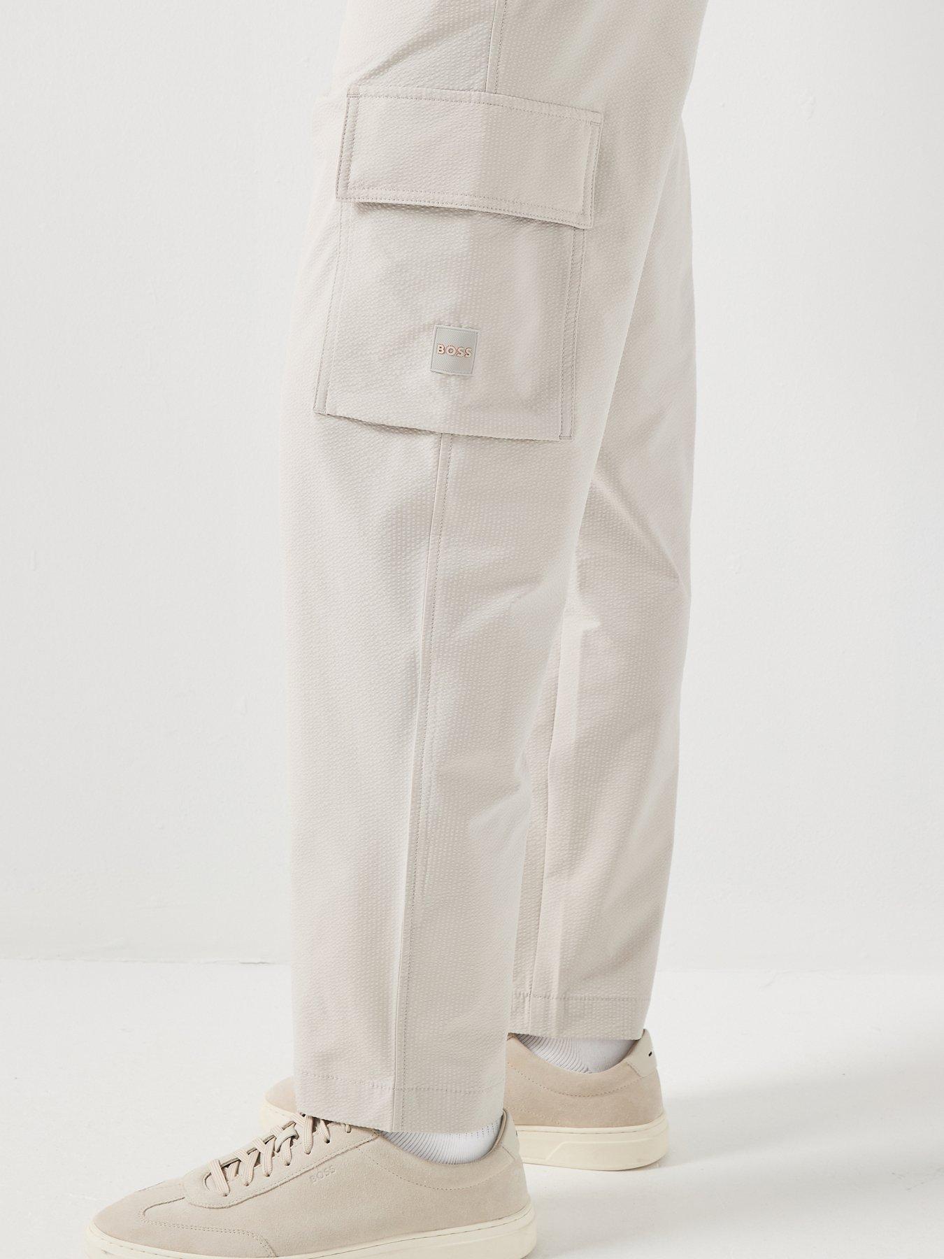 boss-sracky_6-seersuck-cargo-pants-light-greyoutfit