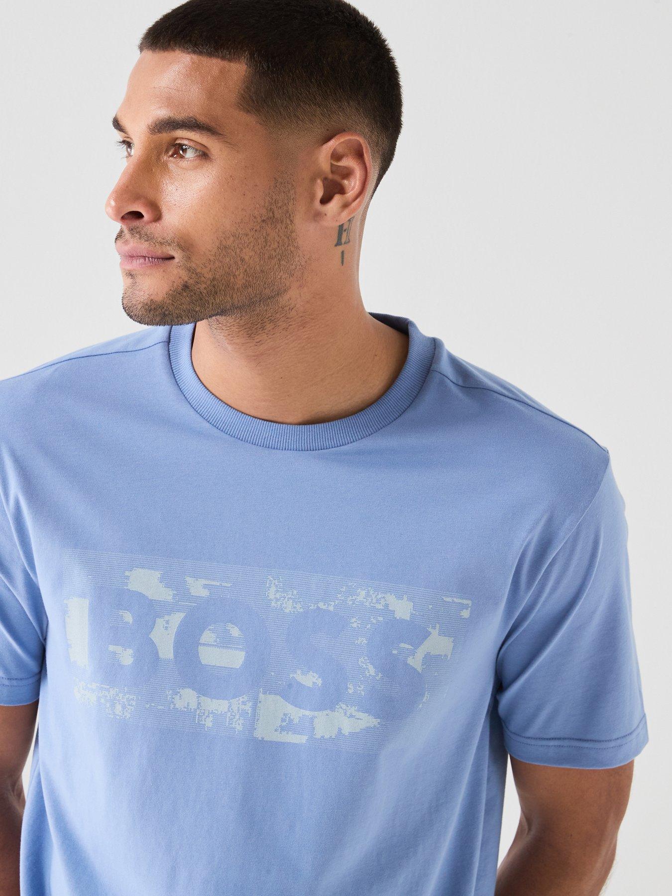 boss-logo-pattern-t-shirt-light-blueoutfit