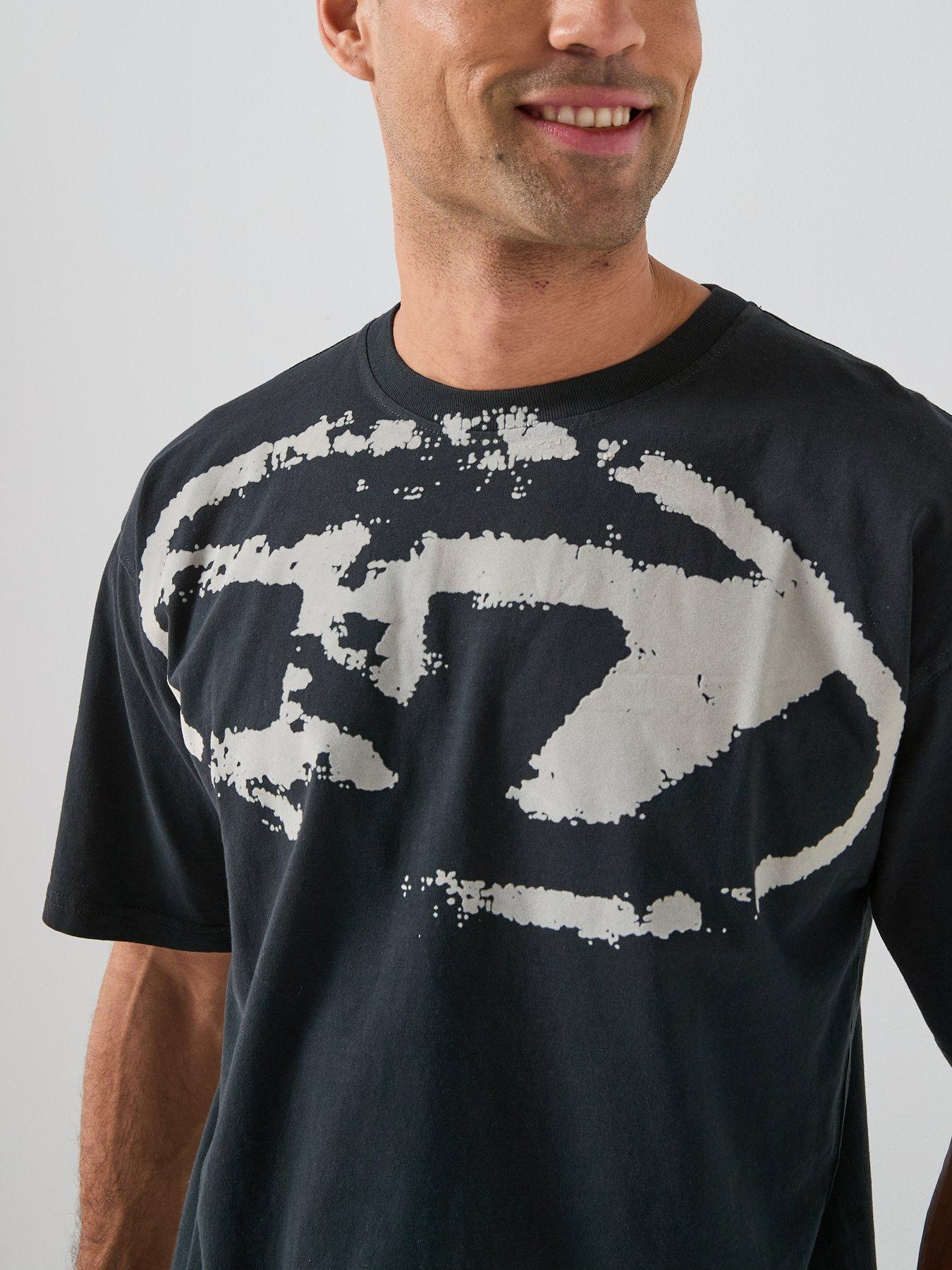 diesel-t-bleach-d-oval-relaxed-t-shirt-blackdetail