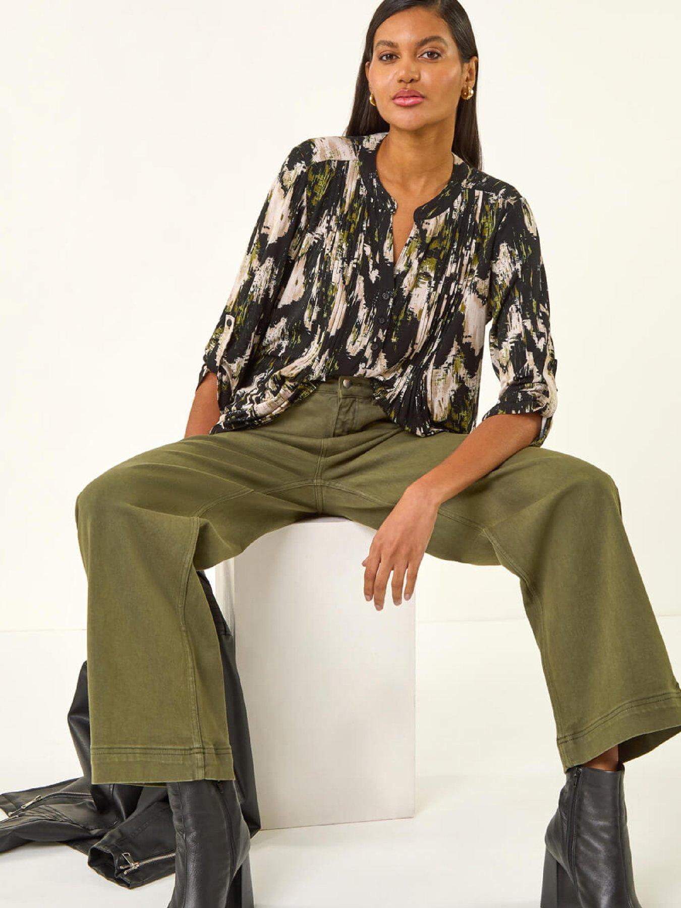 Image 4 of 5 of Roman Abstract Print Pintuck Stretch Top