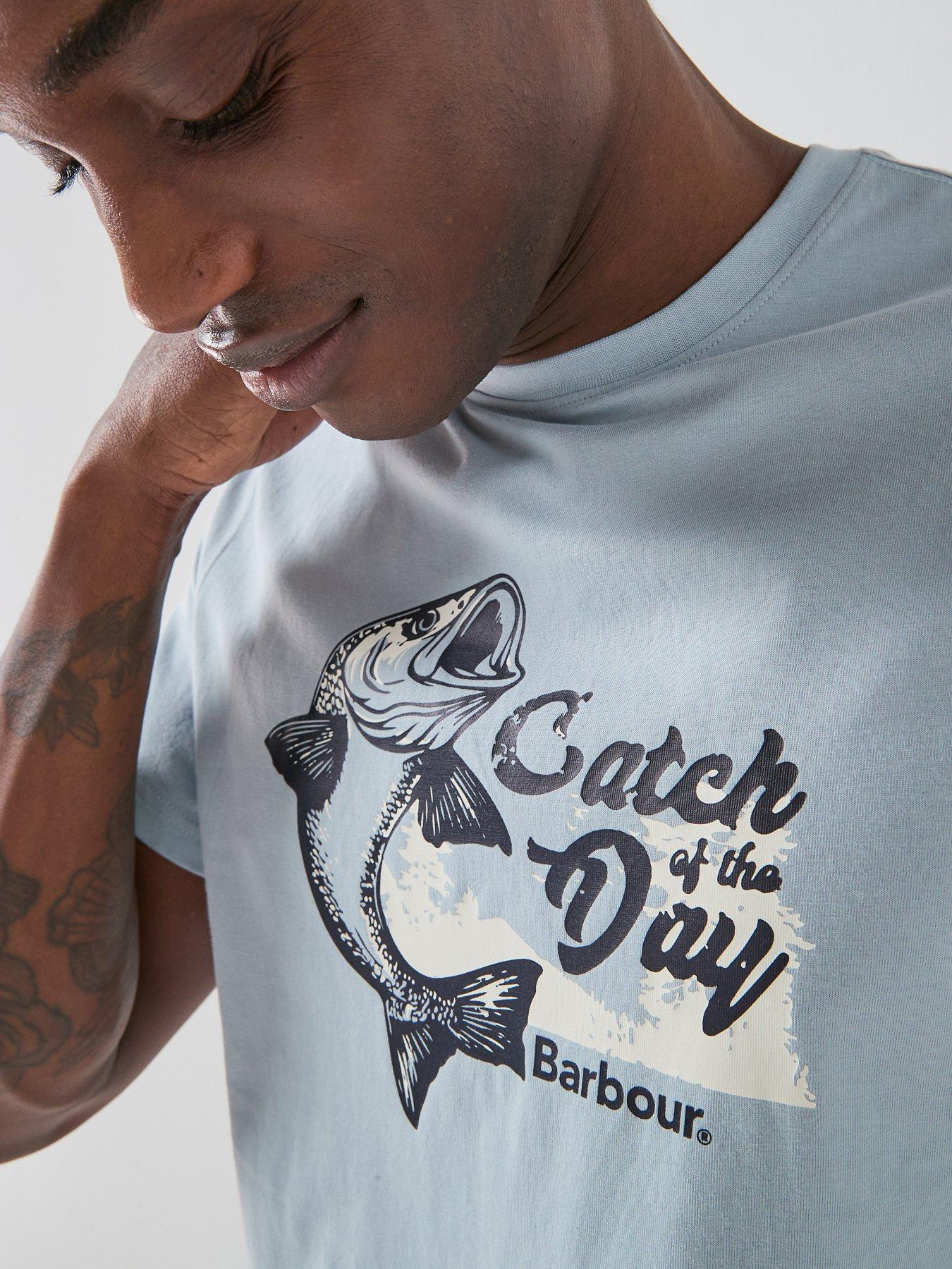 barbour-fairlight-graphic-t-shirt-light-blueoutfit