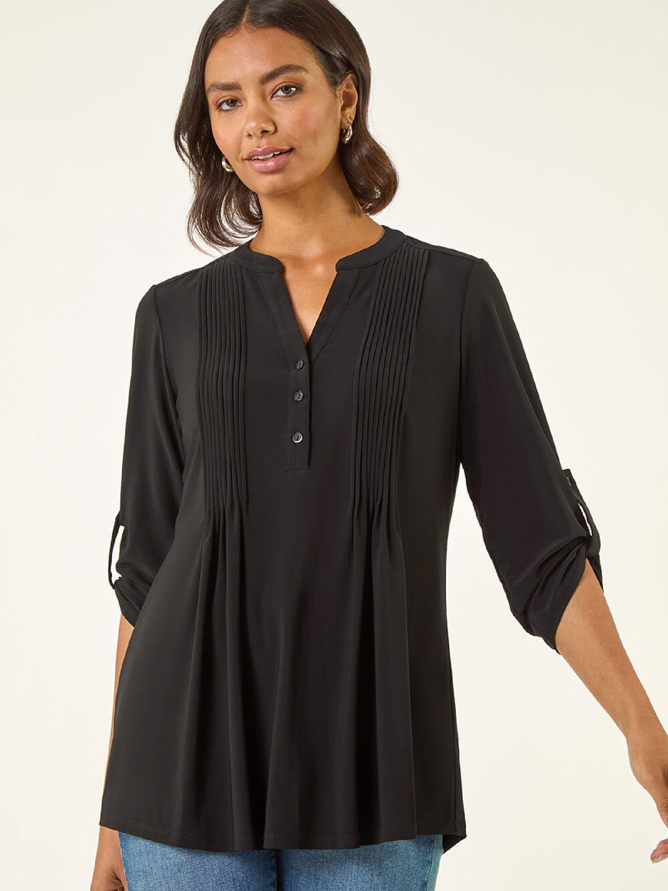 roman-pintuck-button-stretch-top-black