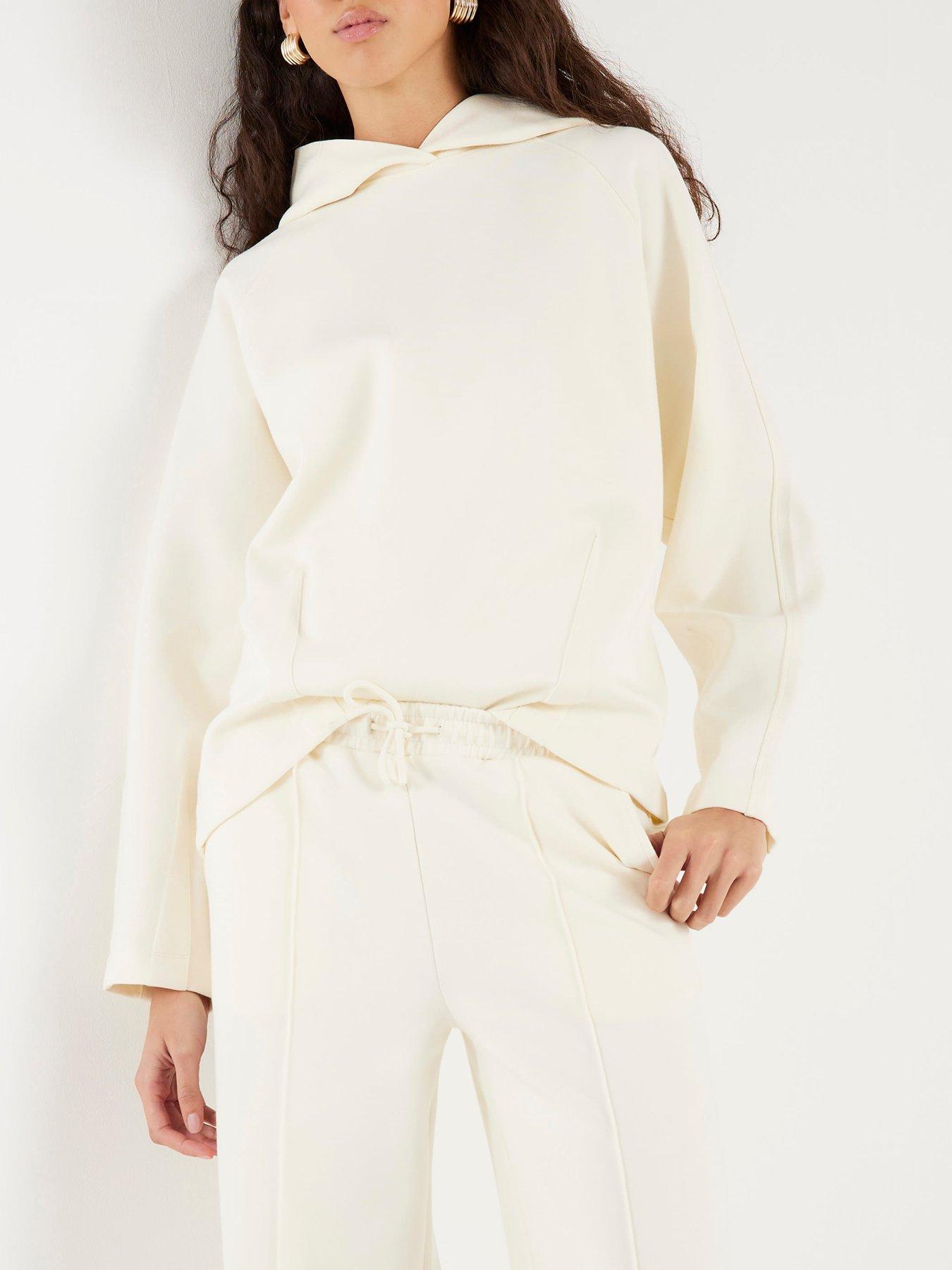 river-island-premium-wide-leg-pintuck-joggers-whiteoutfit