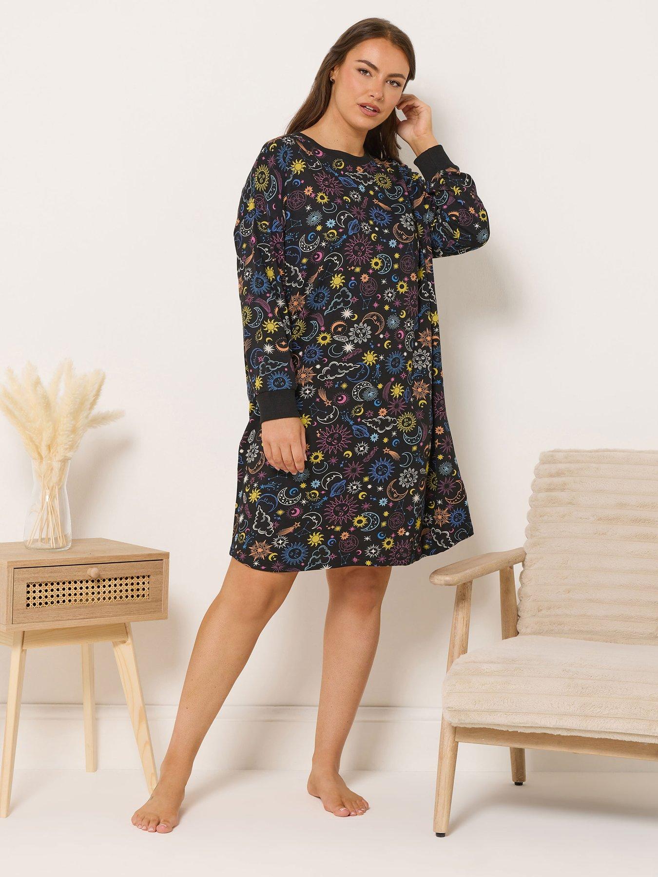 Image 3 of 5 of Yours Curve Celestial Long Sleeve Nightdress - Black