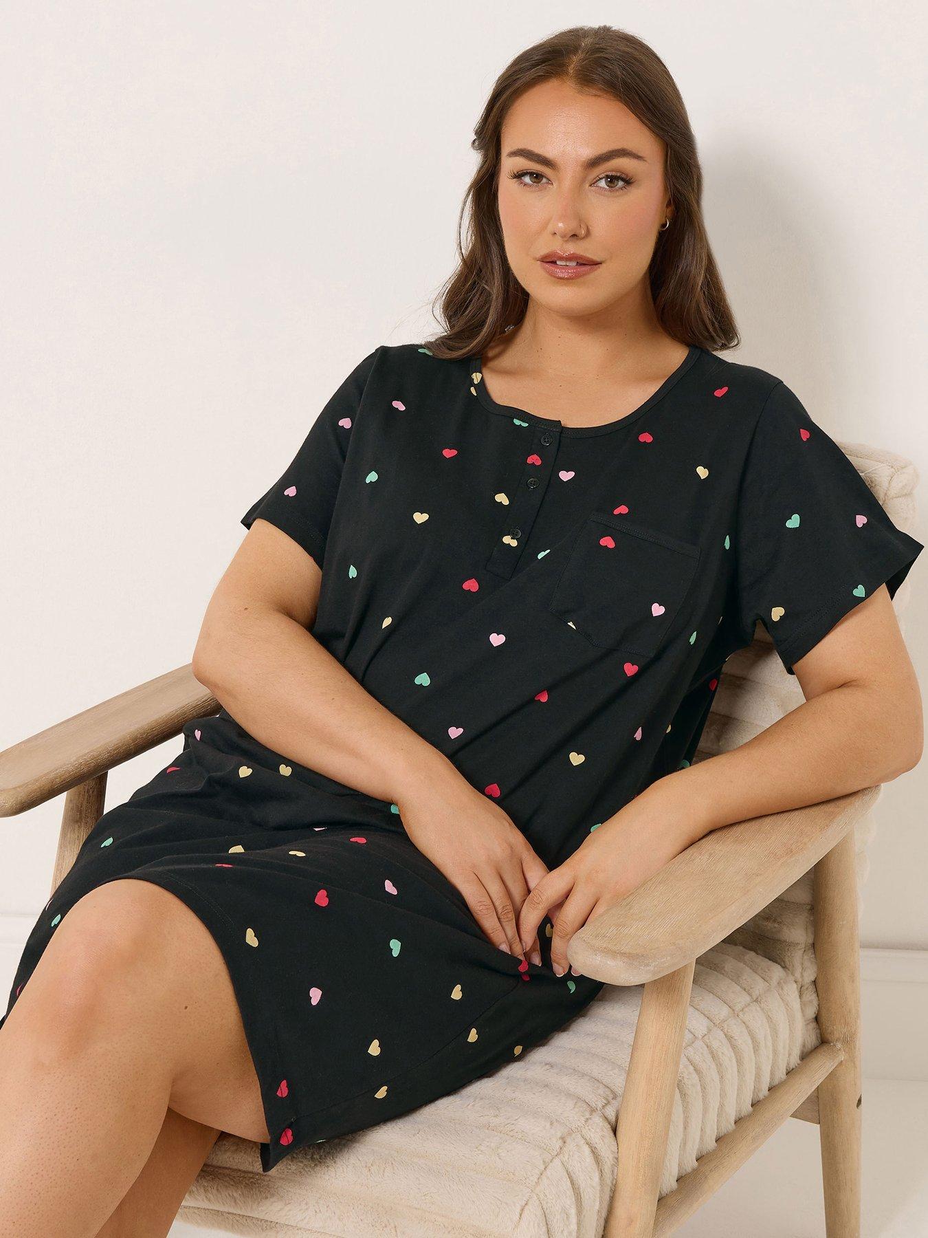 Image 3 of 4 of Yours Curve Hearts Placket Nightdress - Black