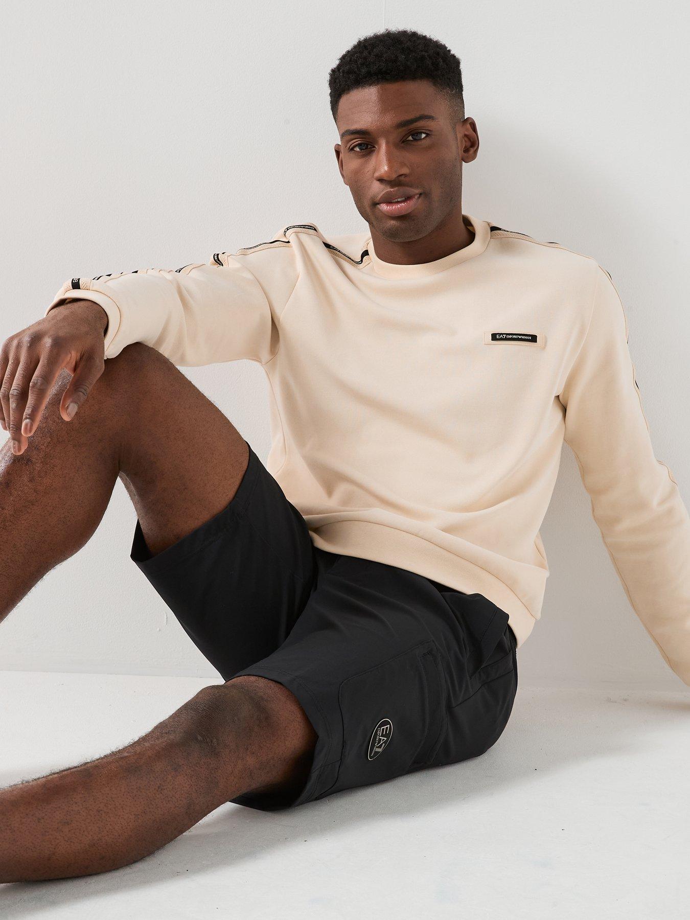 ea7-emporio-armani-golf-pro-cargo-shorts-blackoutfit