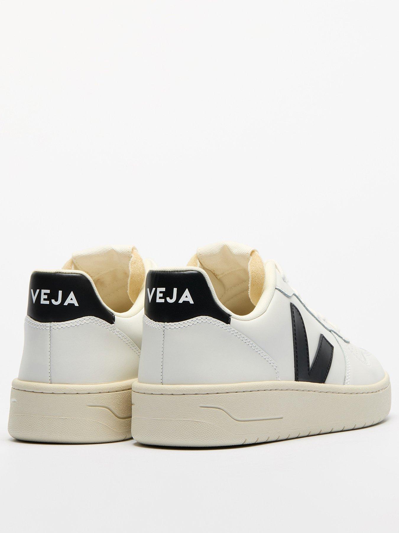 Image 2 of 3 of Veja Mens V-10 Prime Leather Trainers - White