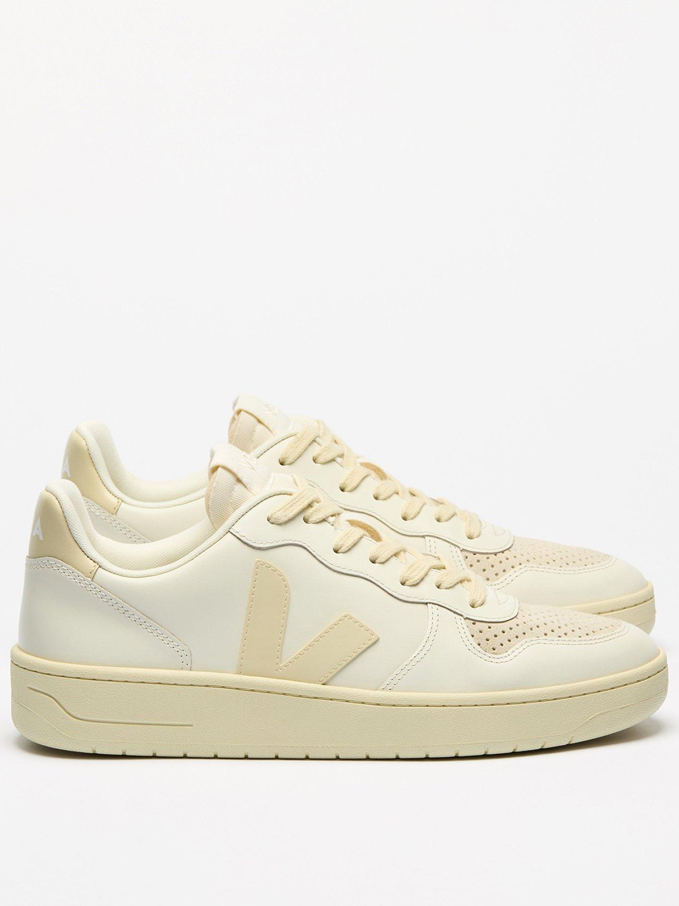Veja Mens V-10 Prime Leather Trainers - Cream