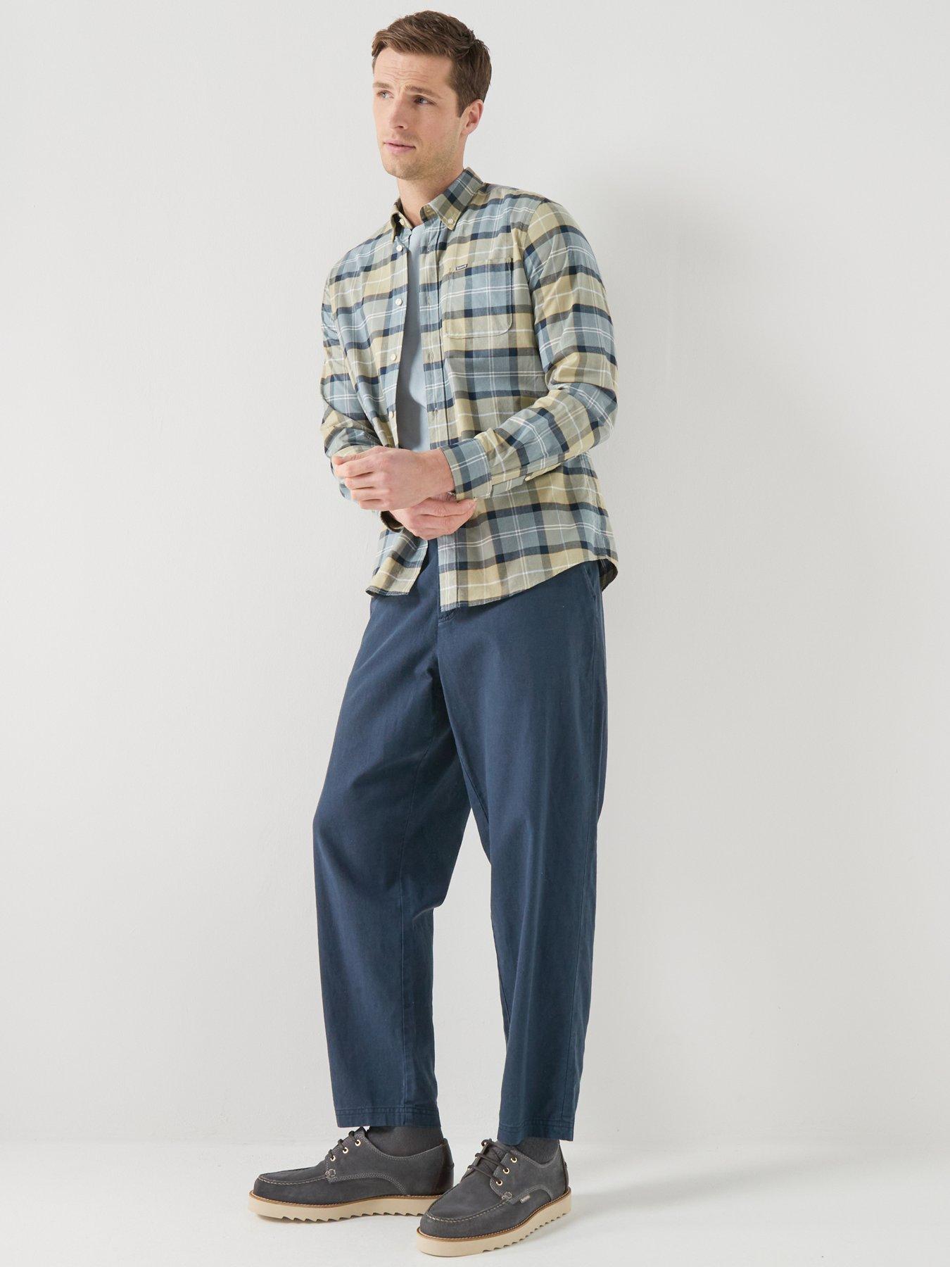 barbour-lewis-tailored-fit-shirt-greendetail