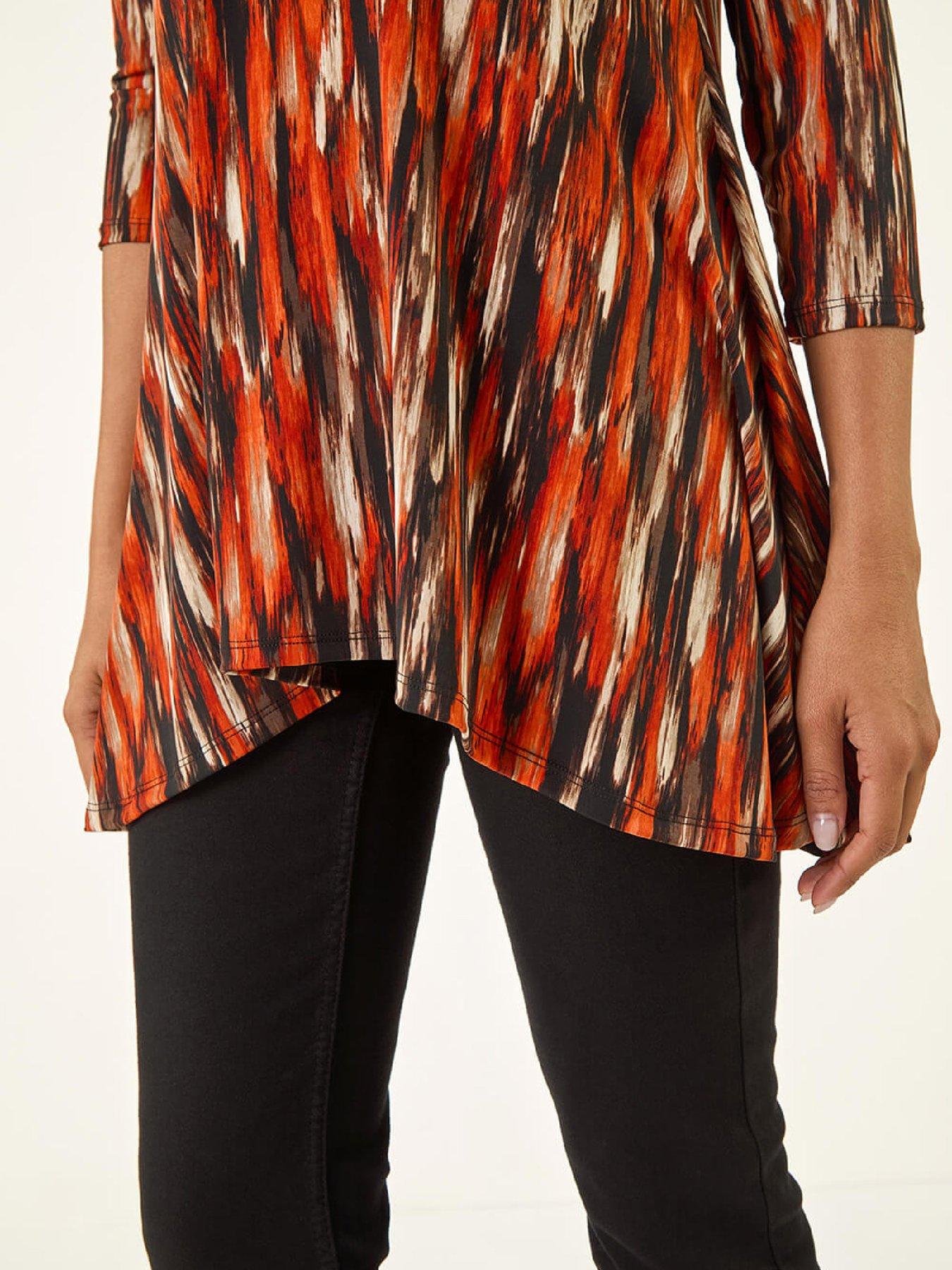 roman-abstract-print-hanky-hem-stretch-topdetail