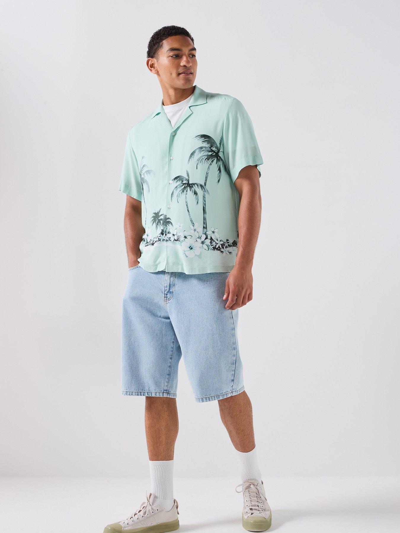 Image 3 of 6 of BOSS Regular-fit Shirt with Maxi Print - Patterned