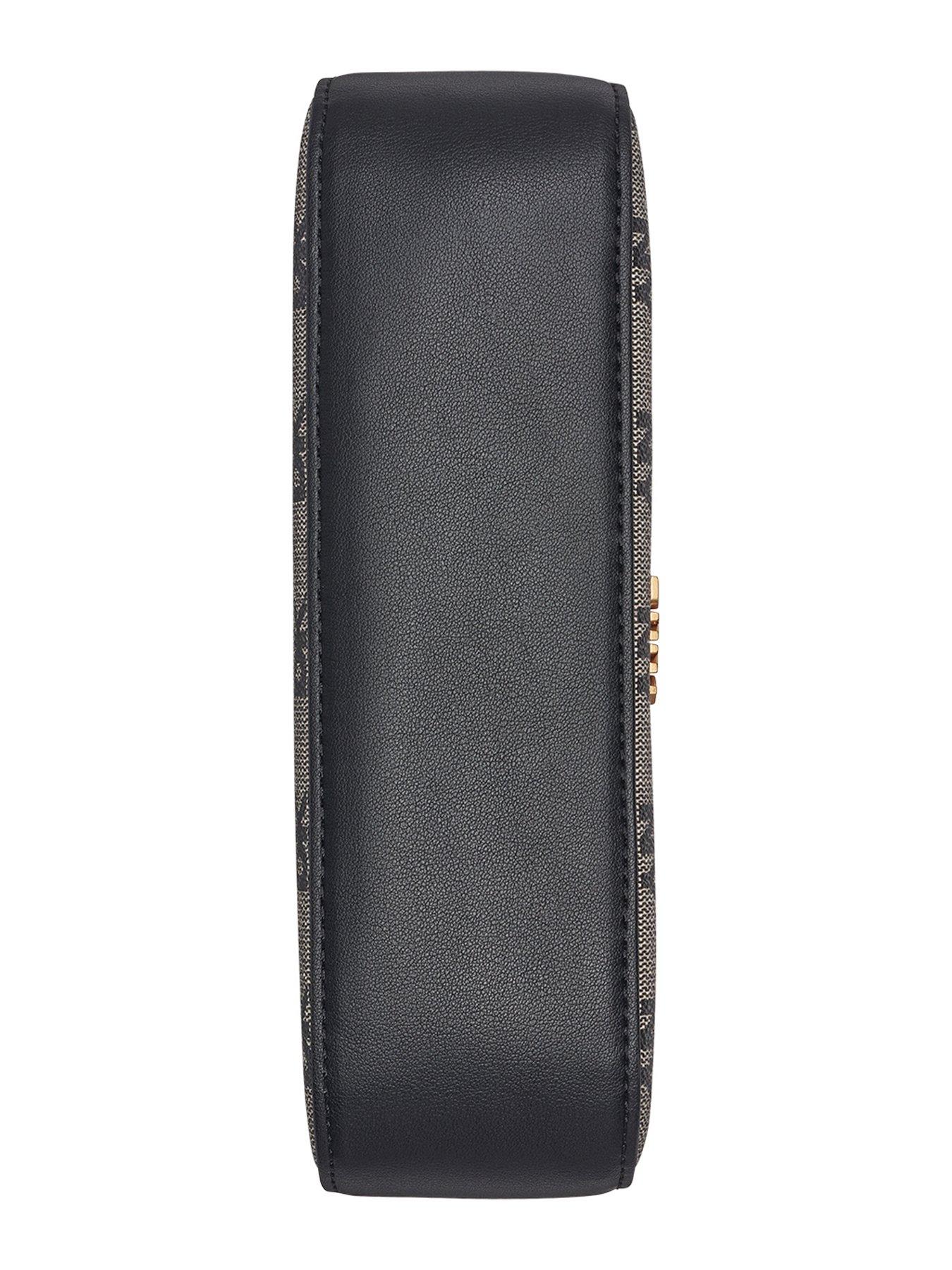 dkny-jenna-demi-crossbody-blackoutfit