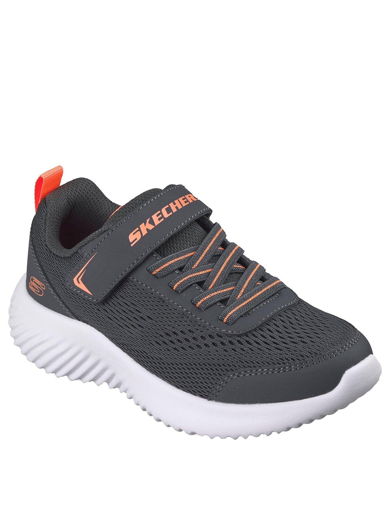 skechers-lightweight-gore-amp-strap-sneakerstillFront
