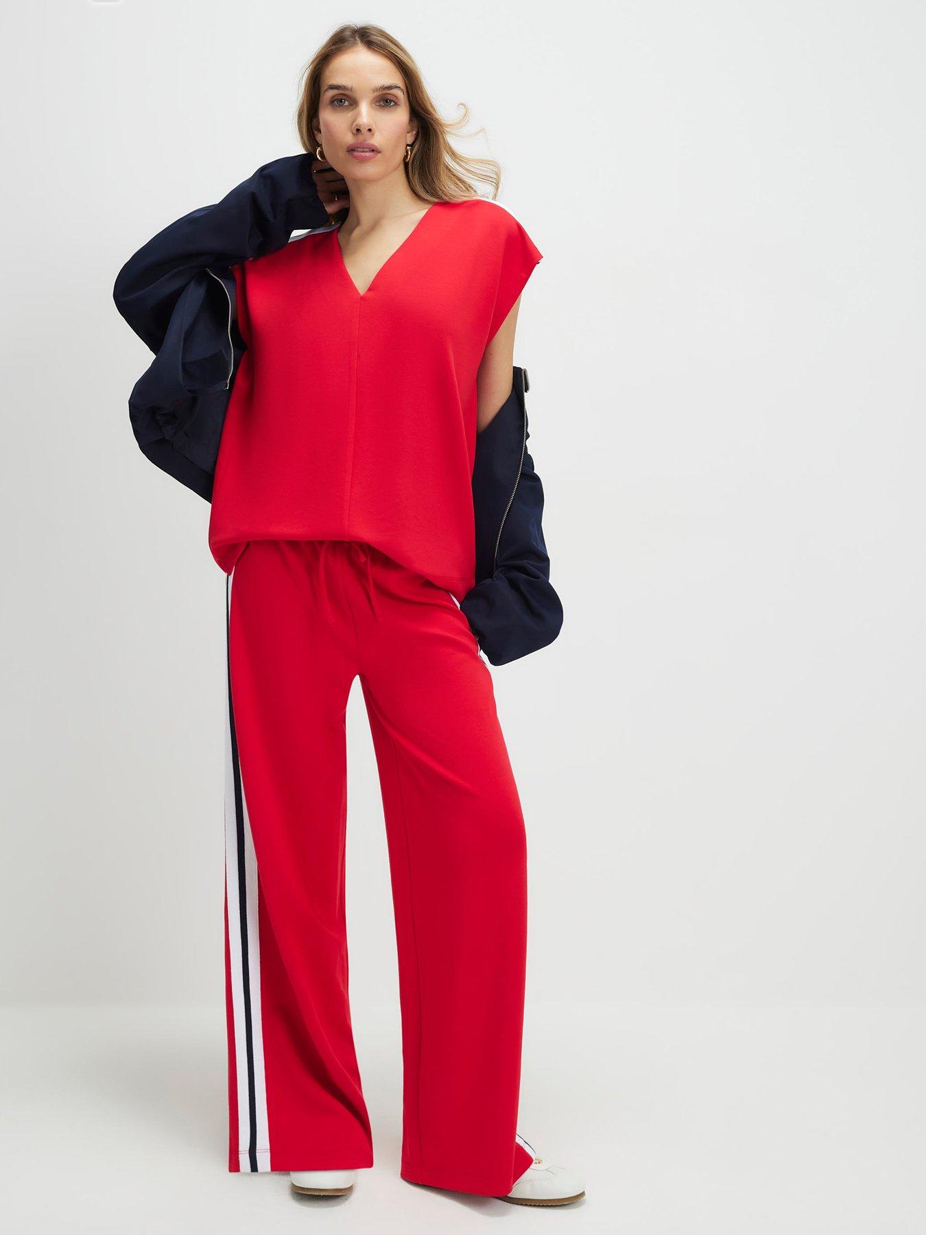 river-island-short-sleeve-tape-neoprene-v-neck-top-redback