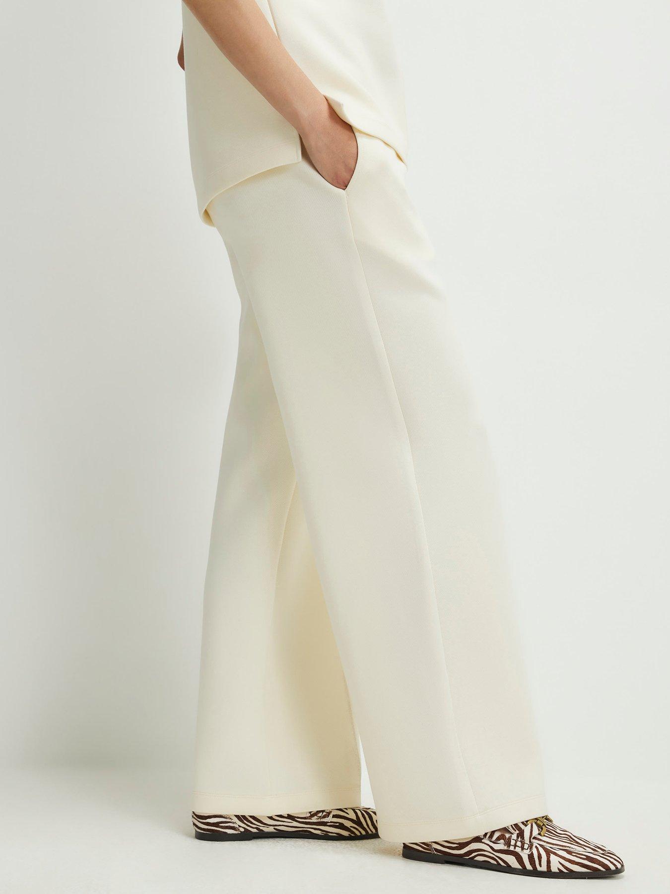 Image 4 of 4 of River Island Premium Twill Neo Wideleg Jog - Cream