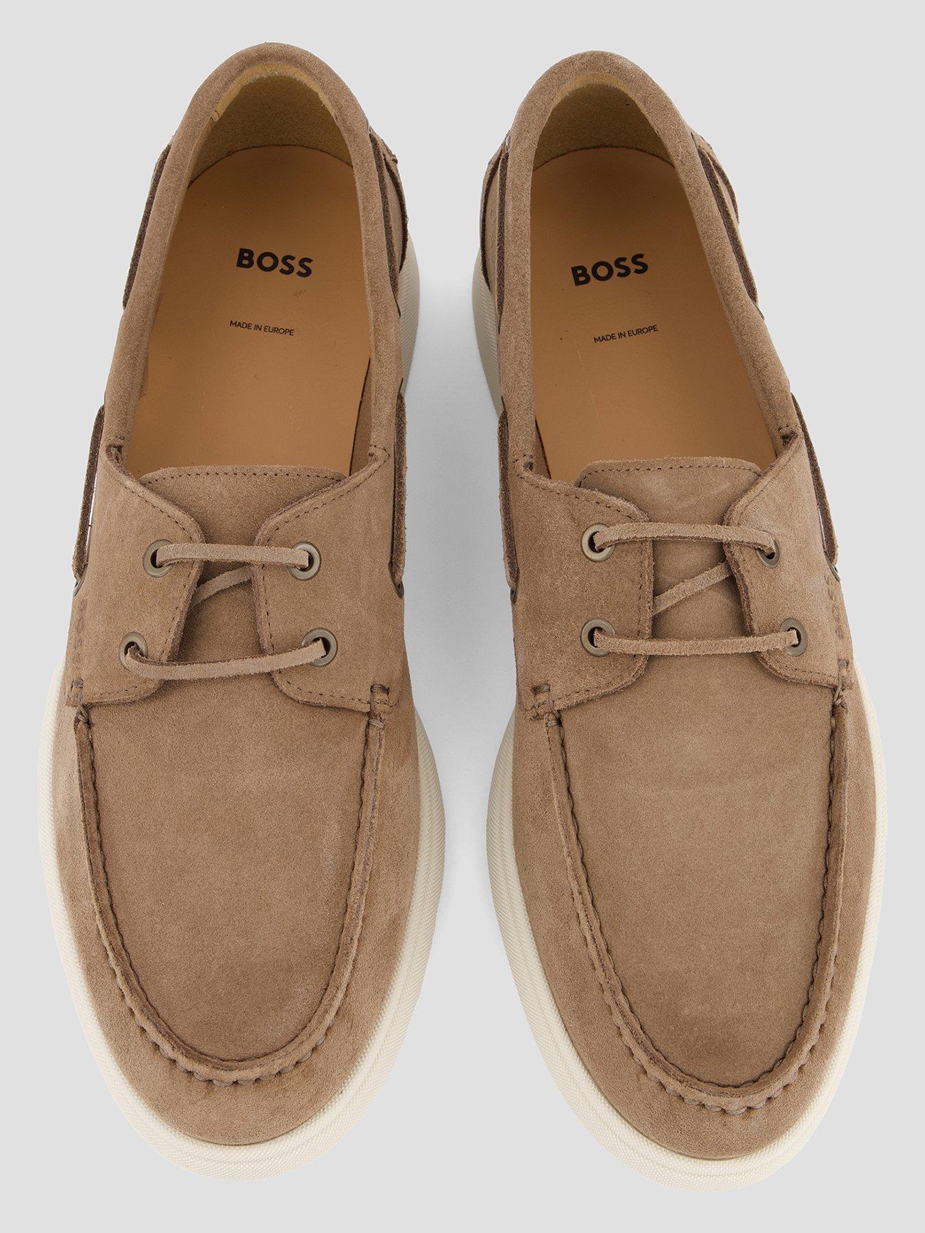 boss-sienne-suede-boat-shoes-beigeoutfit