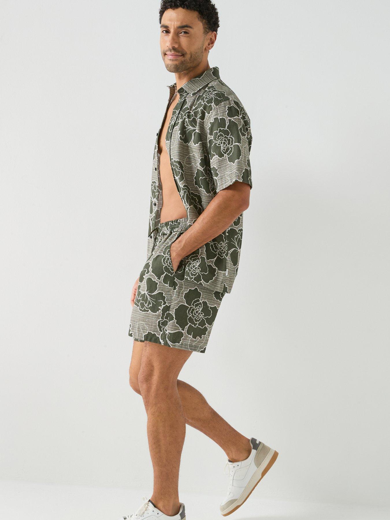 Image 6 of 6 of Les Deux Charlie Poppy Aop Floral Short Sleeve Shirt - Green