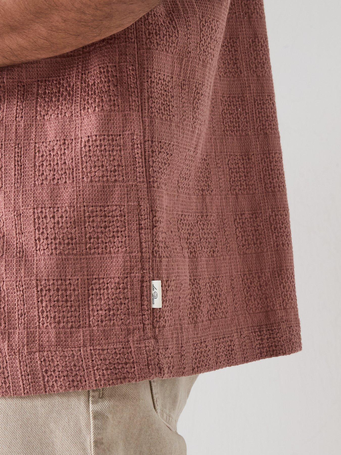 Image 5 of 6 of Les Deux Charlie Textured Short Sleeve Shirt - Light Red