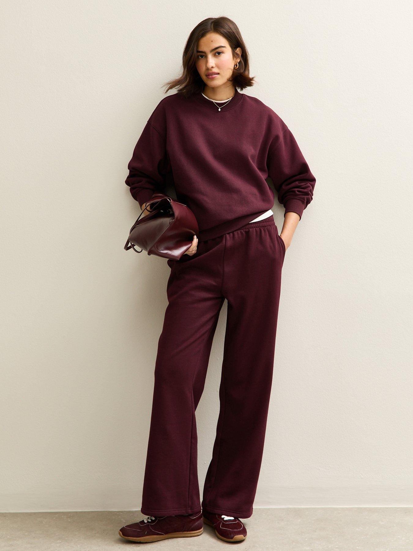 new-look-relaxed-fit-crew-neck-sweatshirt-burgundy-redback