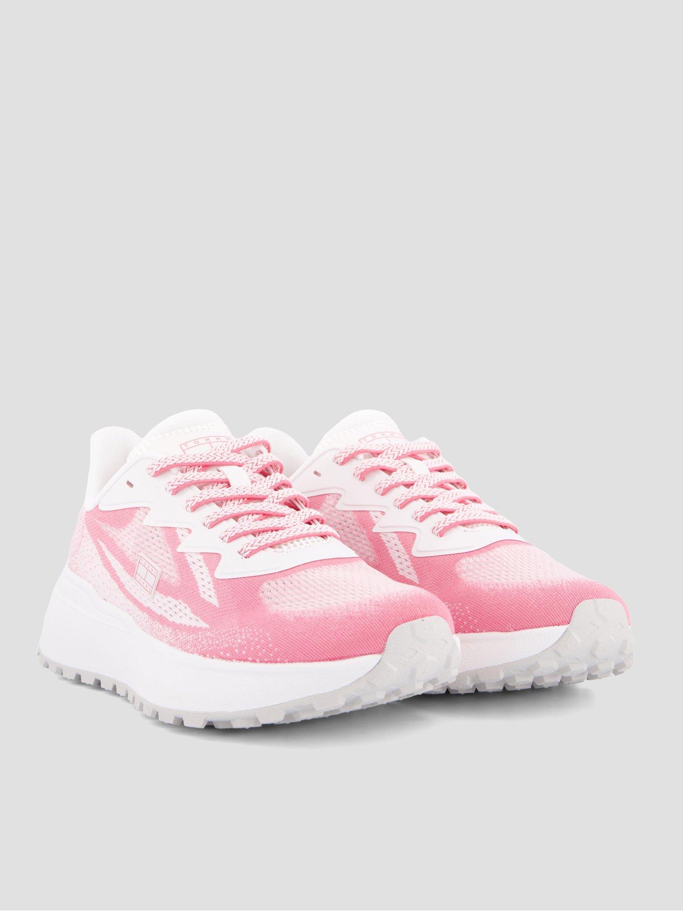 Image 6 of 7 of Tommy Jeans Mesh Jacquard Knit Cleat Trainers - Pink