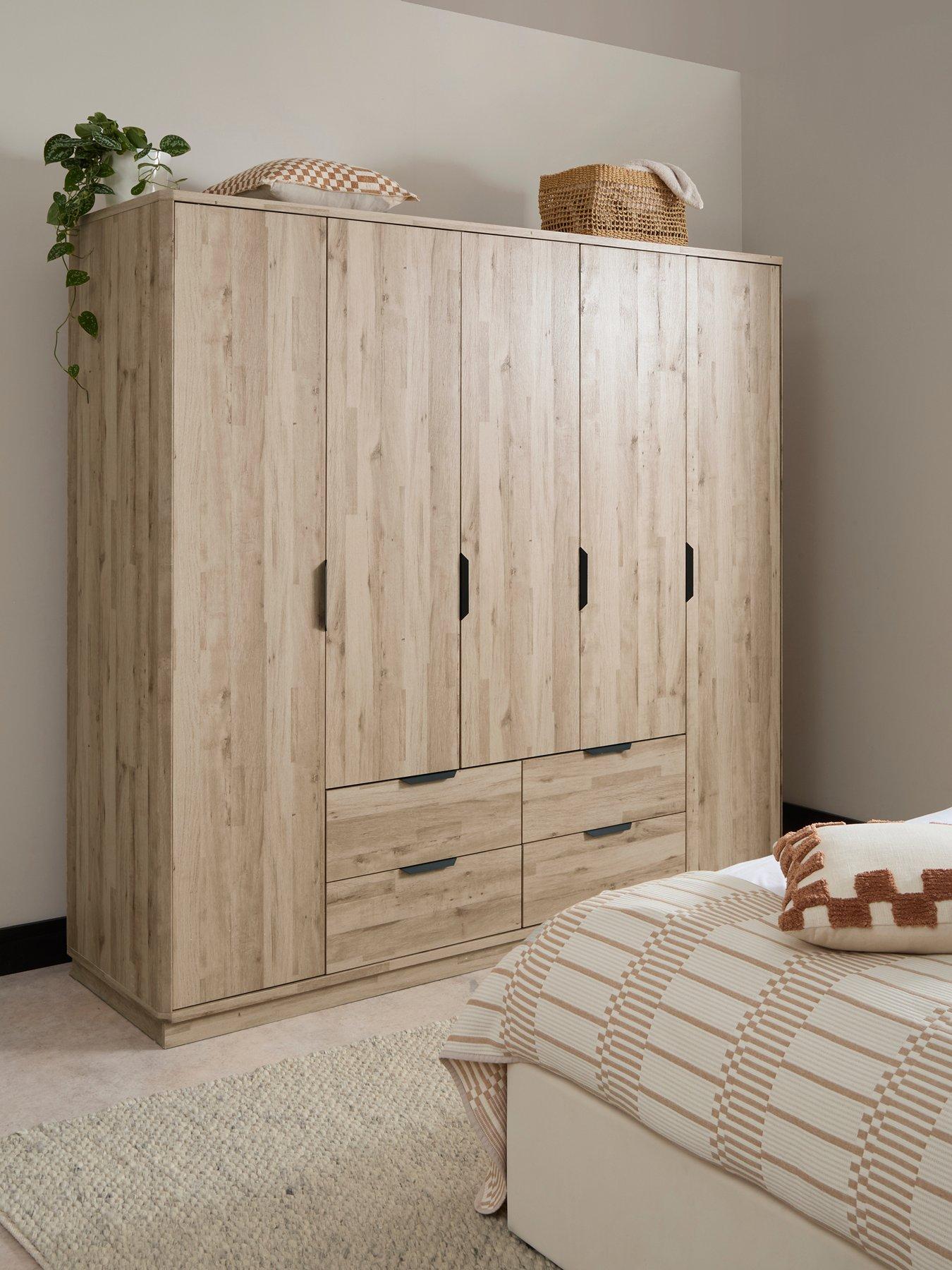 the-very-collection-harlem-5-door-4-drawer-wardrobe-light-oaknbsp--fscreg-certified