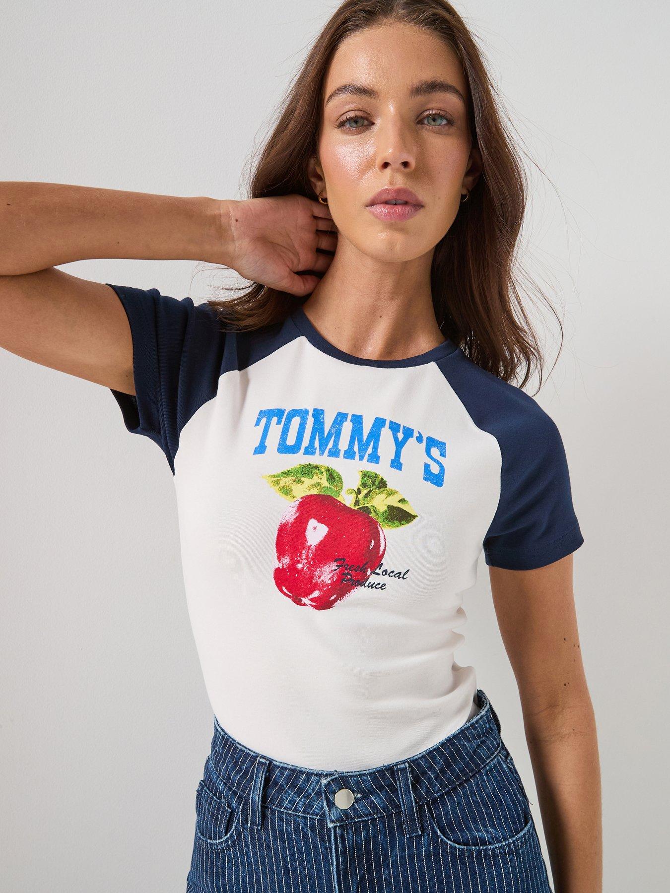 tommy-jeans-raglan-graphic-t-shirt-whitefront