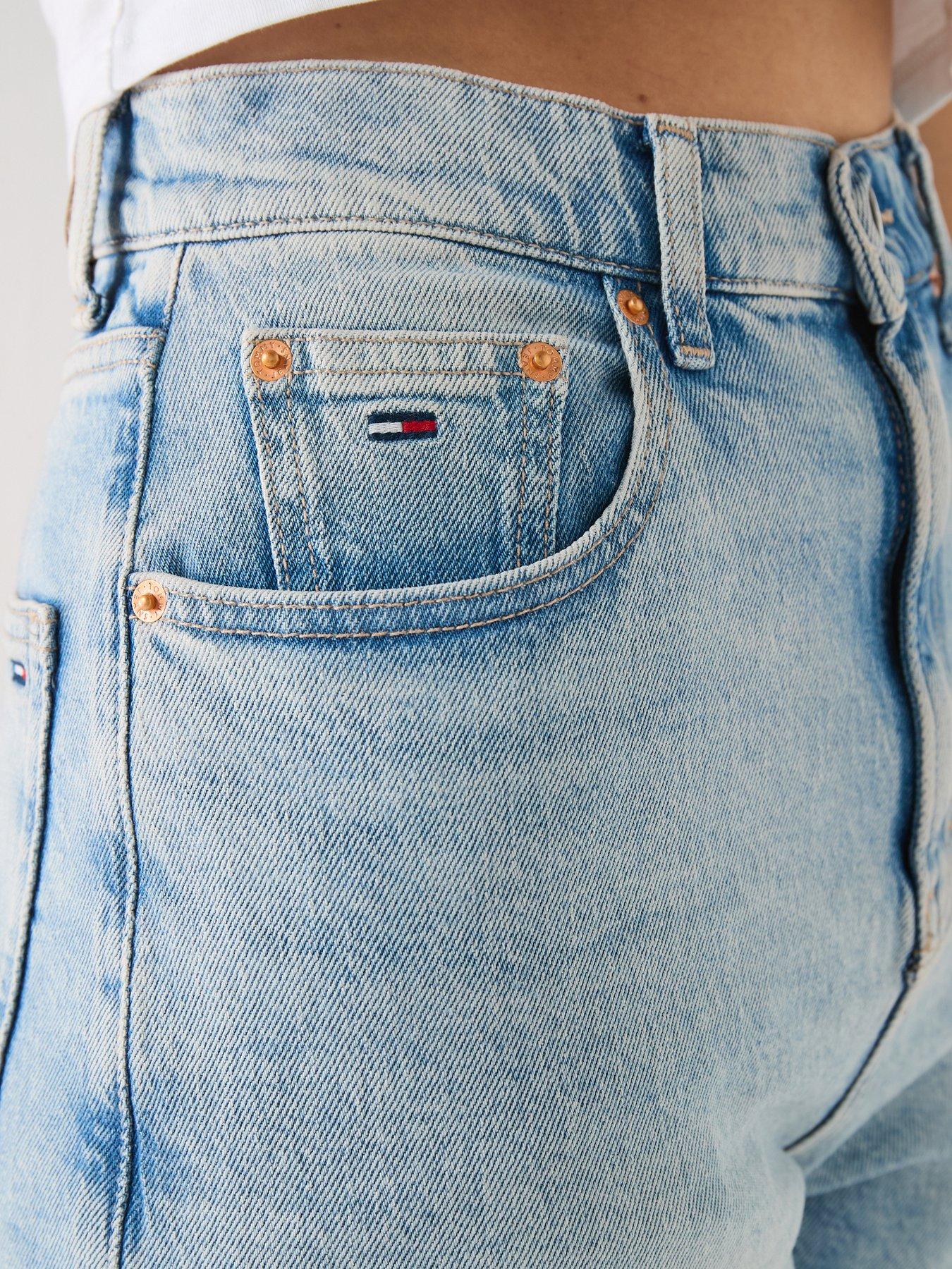 Image 4 of 5 of Tommy Jeans Mom Short - Light Denim