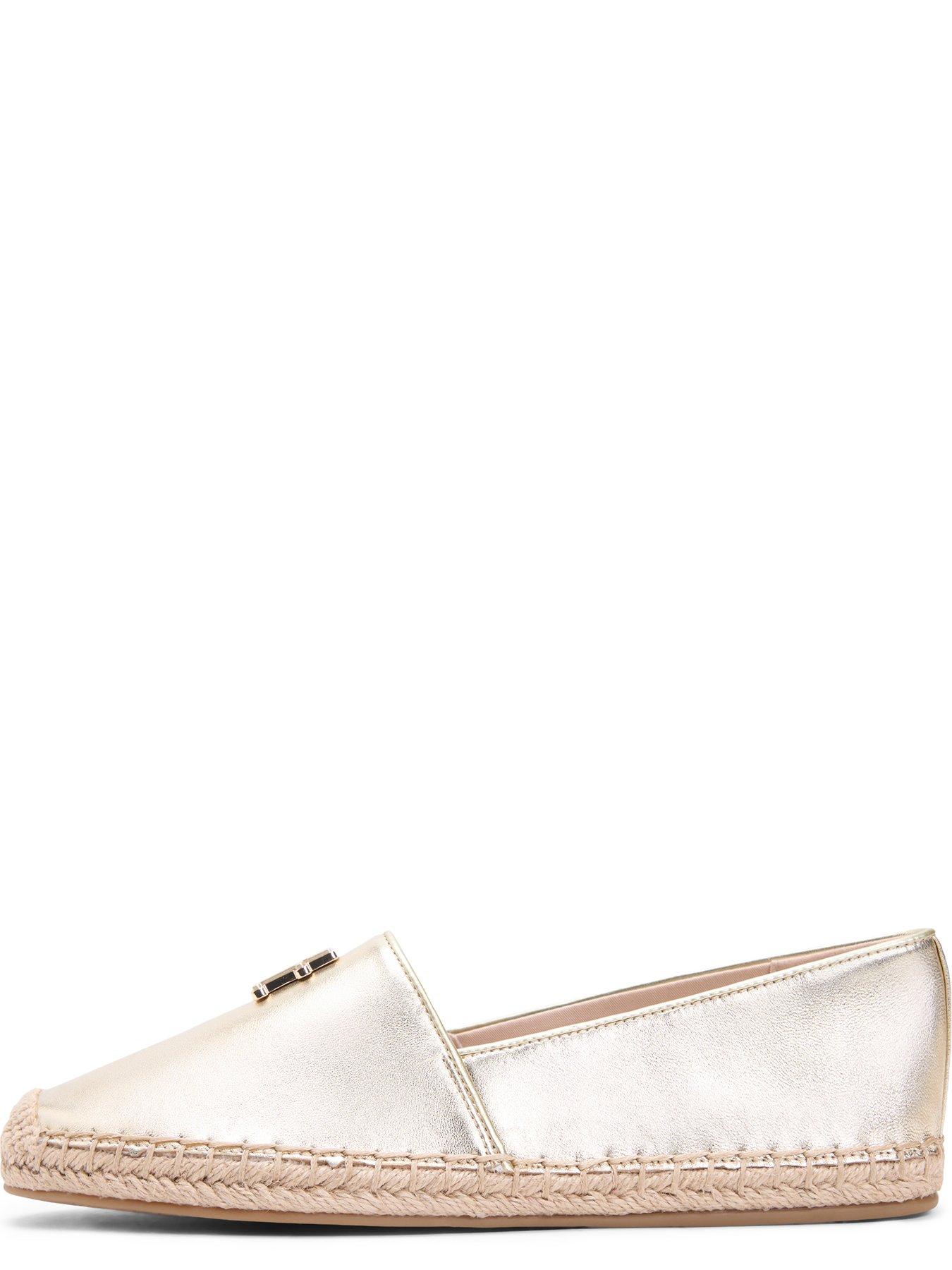 tommy-hilfiger-logo-gold-espadrille-shoesdetail