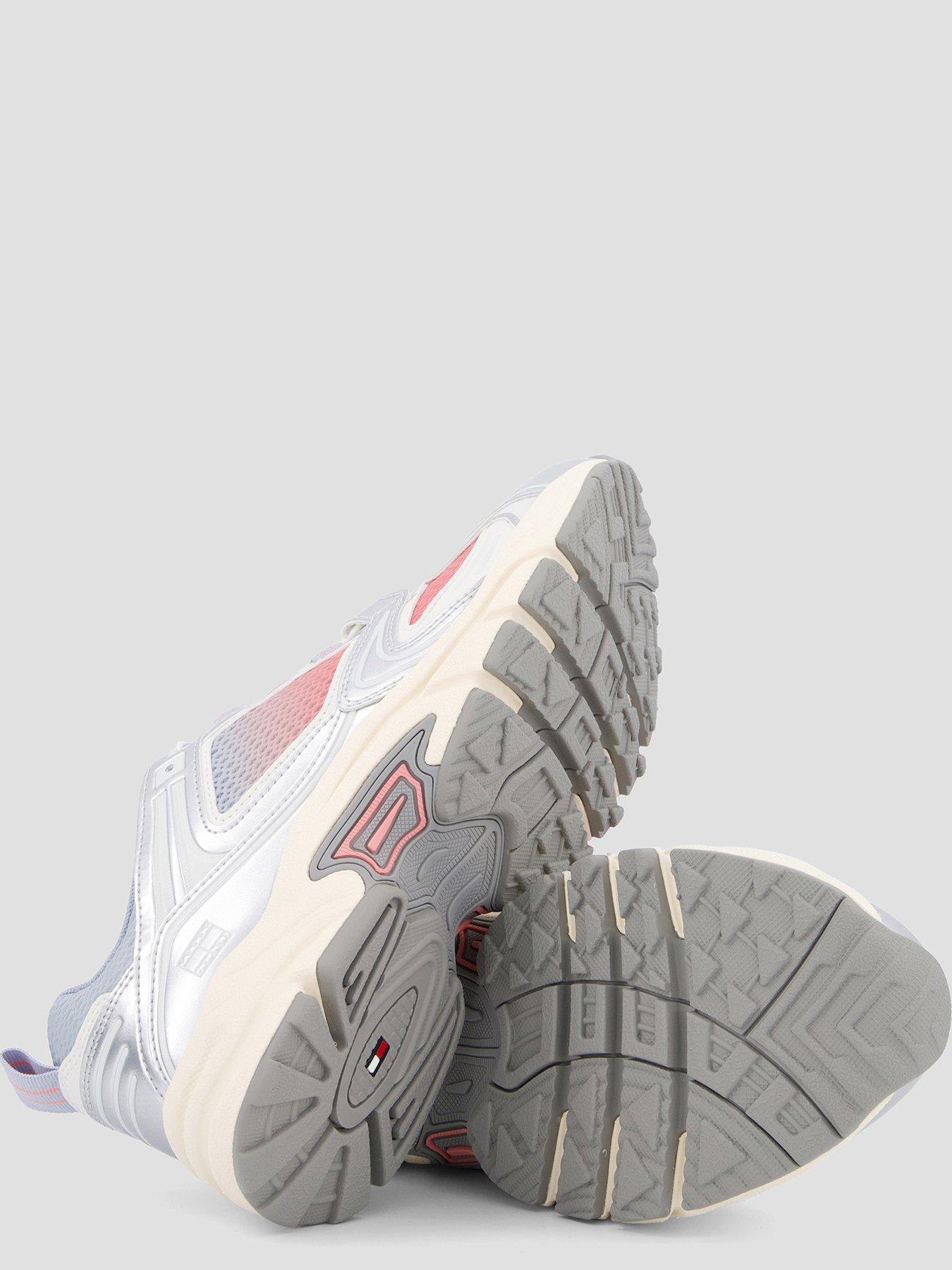 tommy-jeans-tommy-jean-runner-mesh-trainer-silverdetail