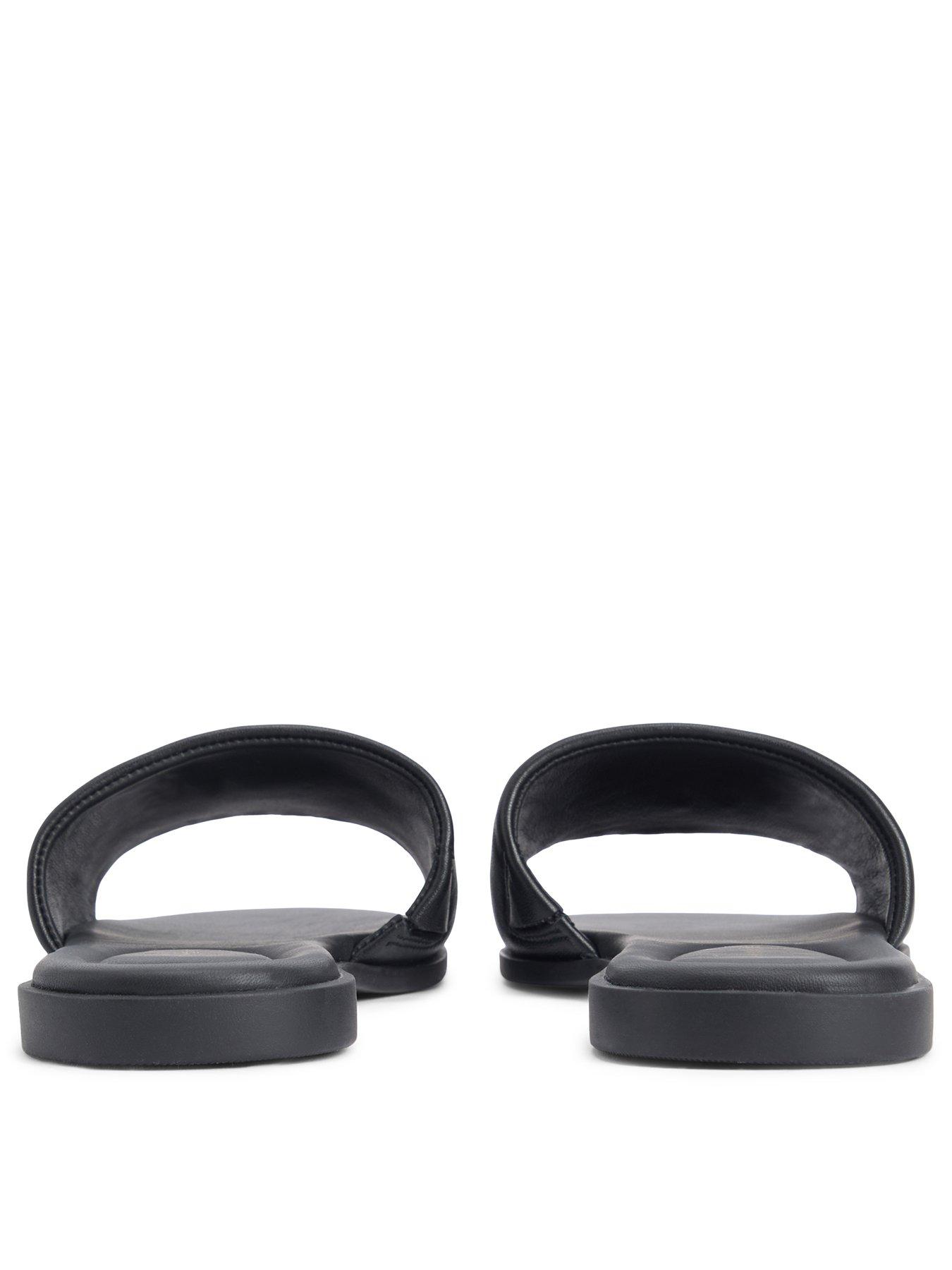 Image 3 of 6 of Tommy Hilfiger Logo Hardware Leather Mule - Black