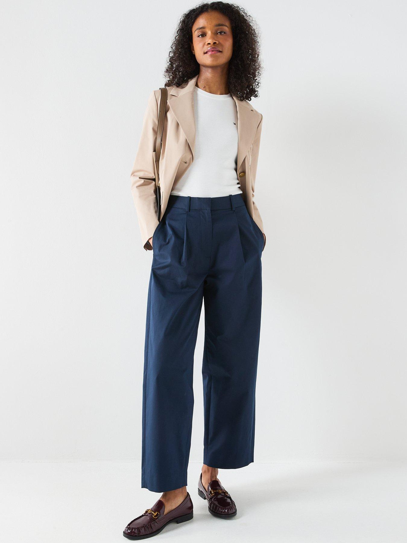 tommy-hilfiger-pleated-barrel-chinos-navyback
