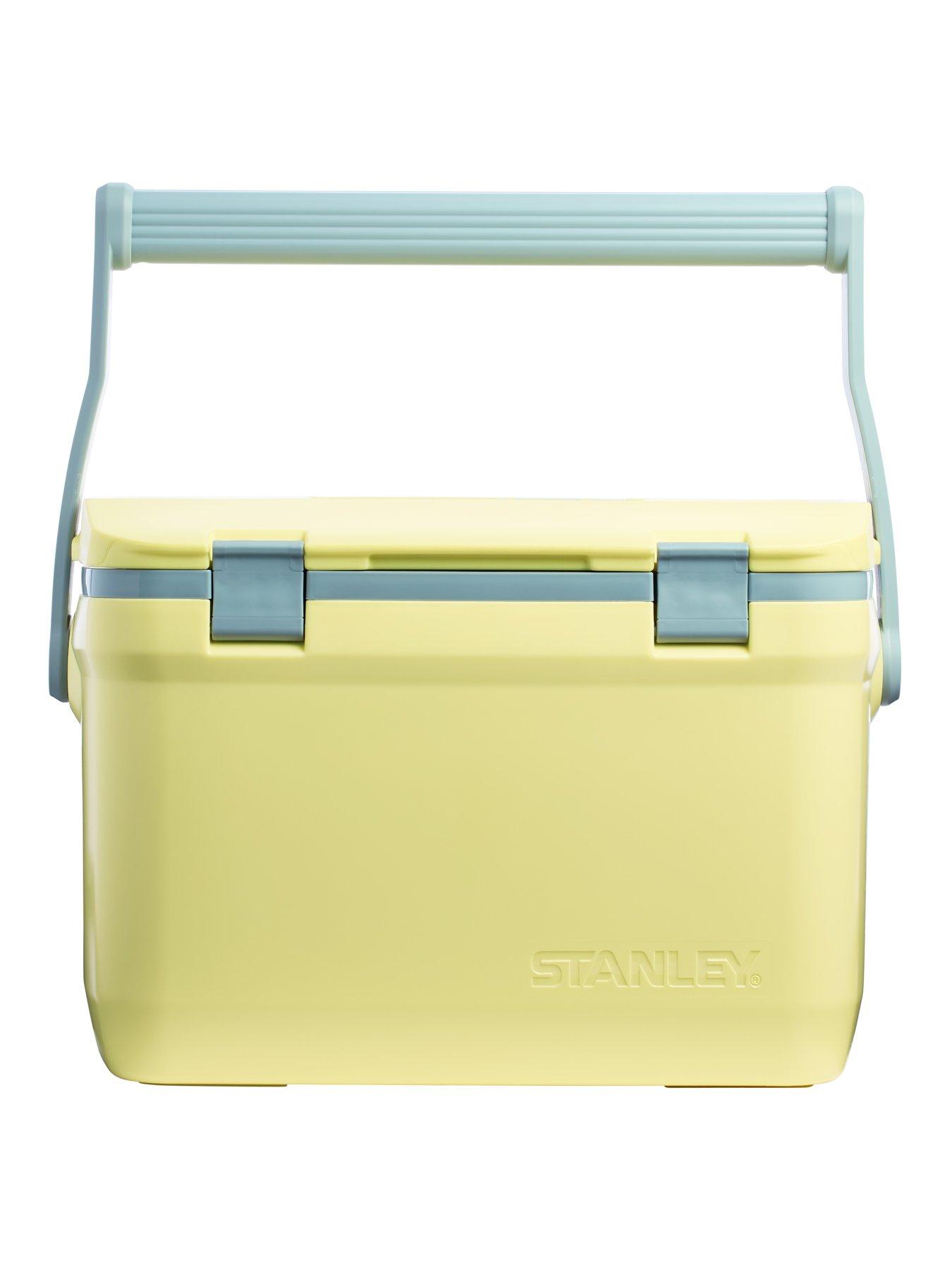 stanley-easy-carry-outdoor-cooler-151l-pomelooutfit