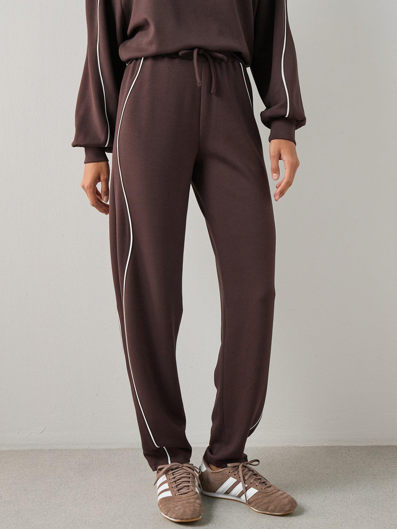 Image 4 of 7 of The Very Collection Piping Detail Jogger Co-Ord - Brown