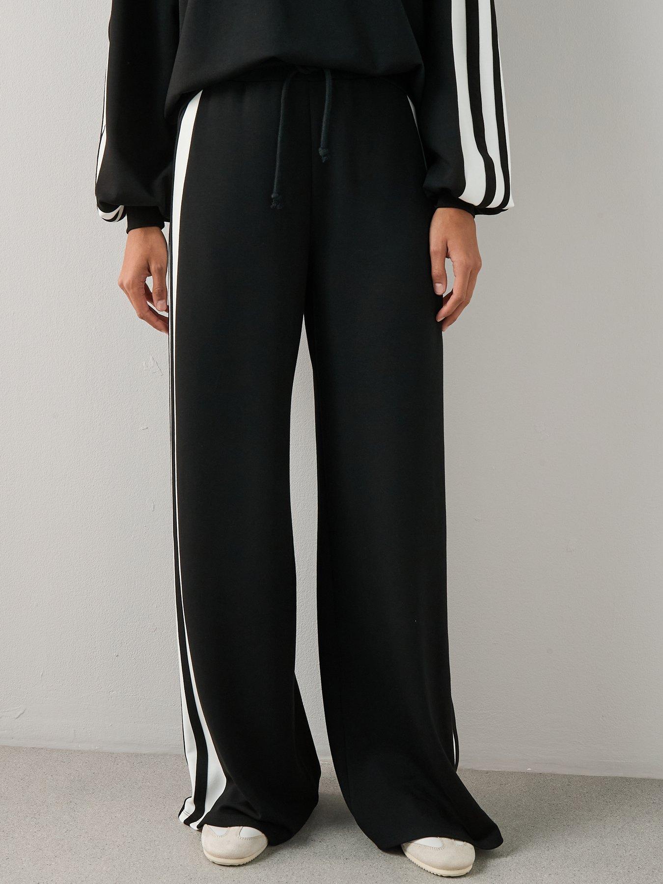Image 4 of 6 of The Very Collection Side Stripe Wide Leg Trouser Co-Ord - Black