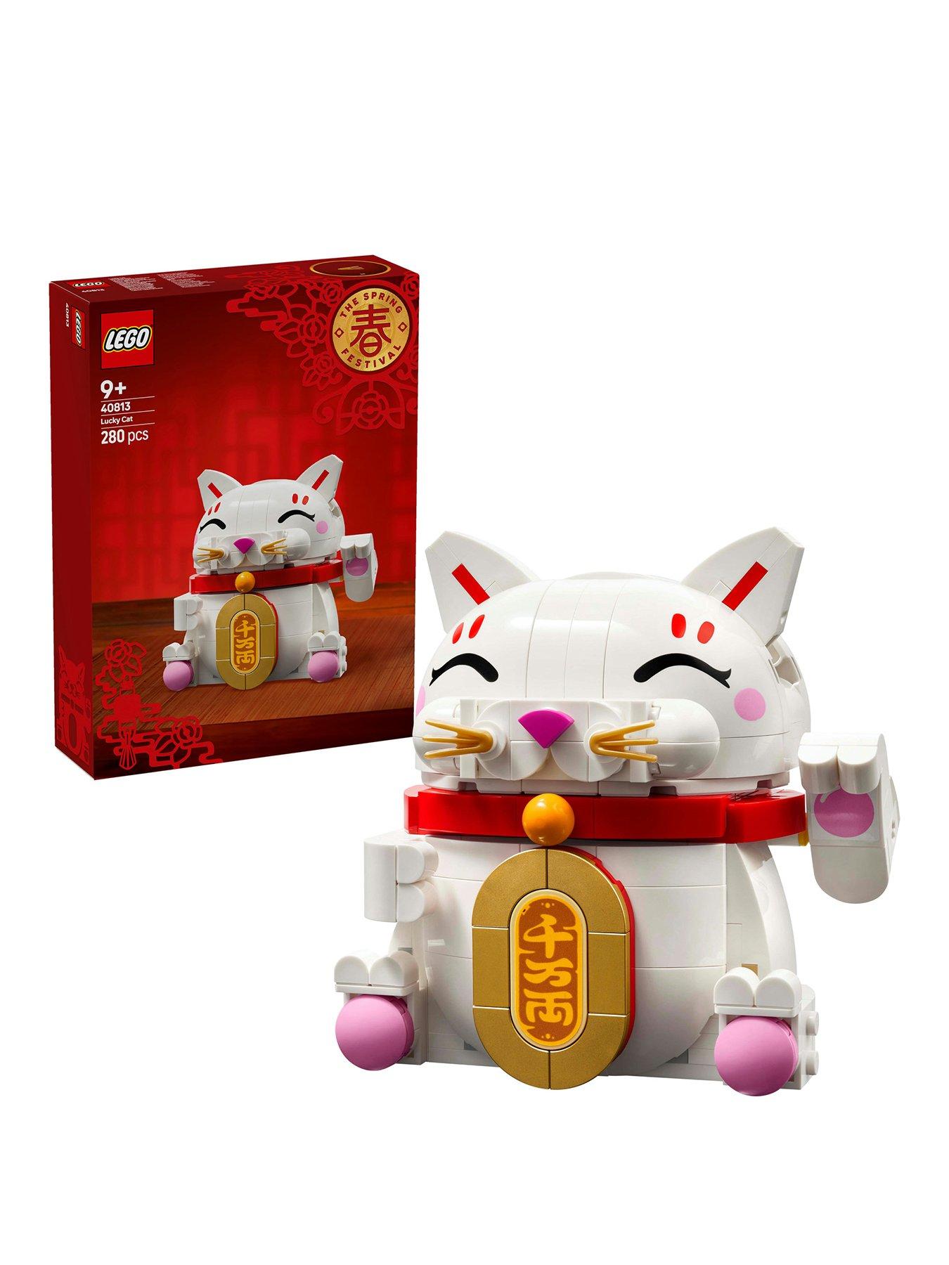 LEGO Lucky Cat Display Model Building Kit (40813)