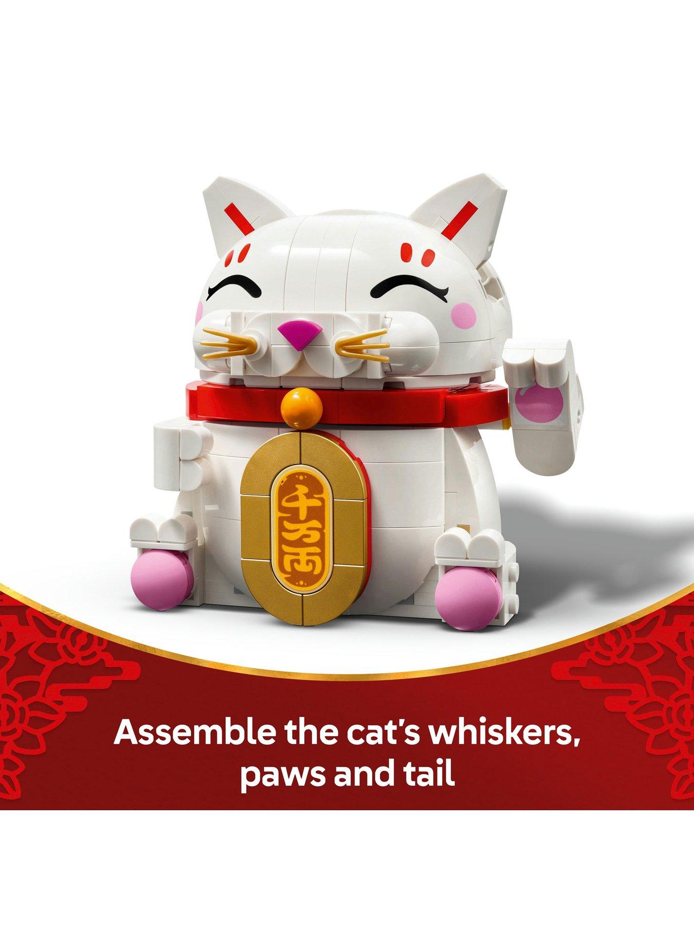 Image 5 of 7 of LEGO Lucky Cat Display Model Building Kit 40813