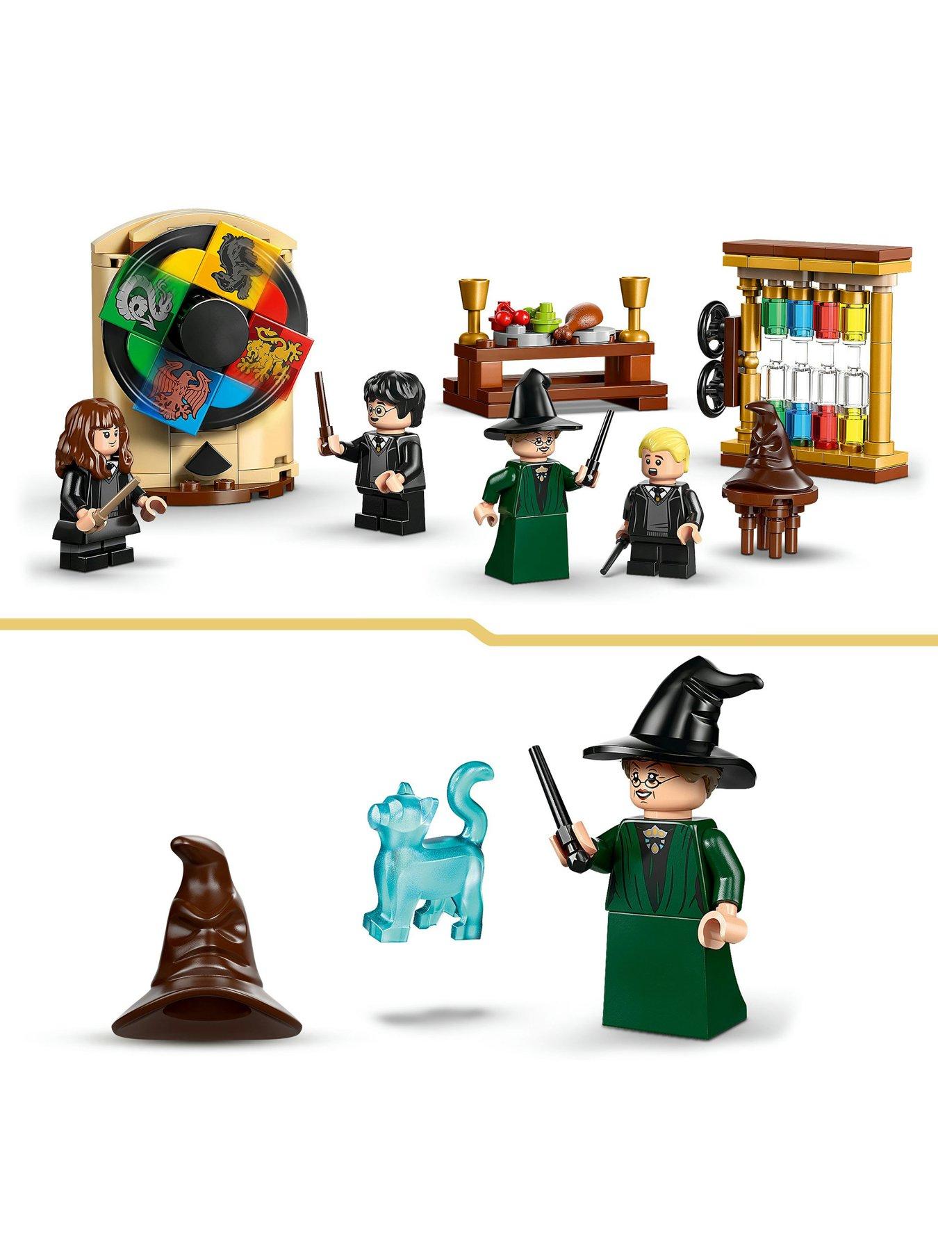 lego-harry-potter-hogwarts-castle-sorting-hat-ceremony-76460back