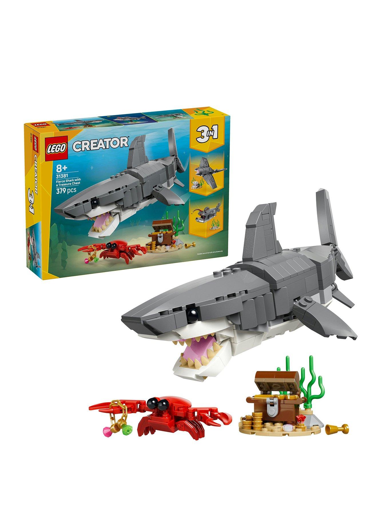 lego-creator-3in1-fierce-shark-with-a-treasure-chest-31381